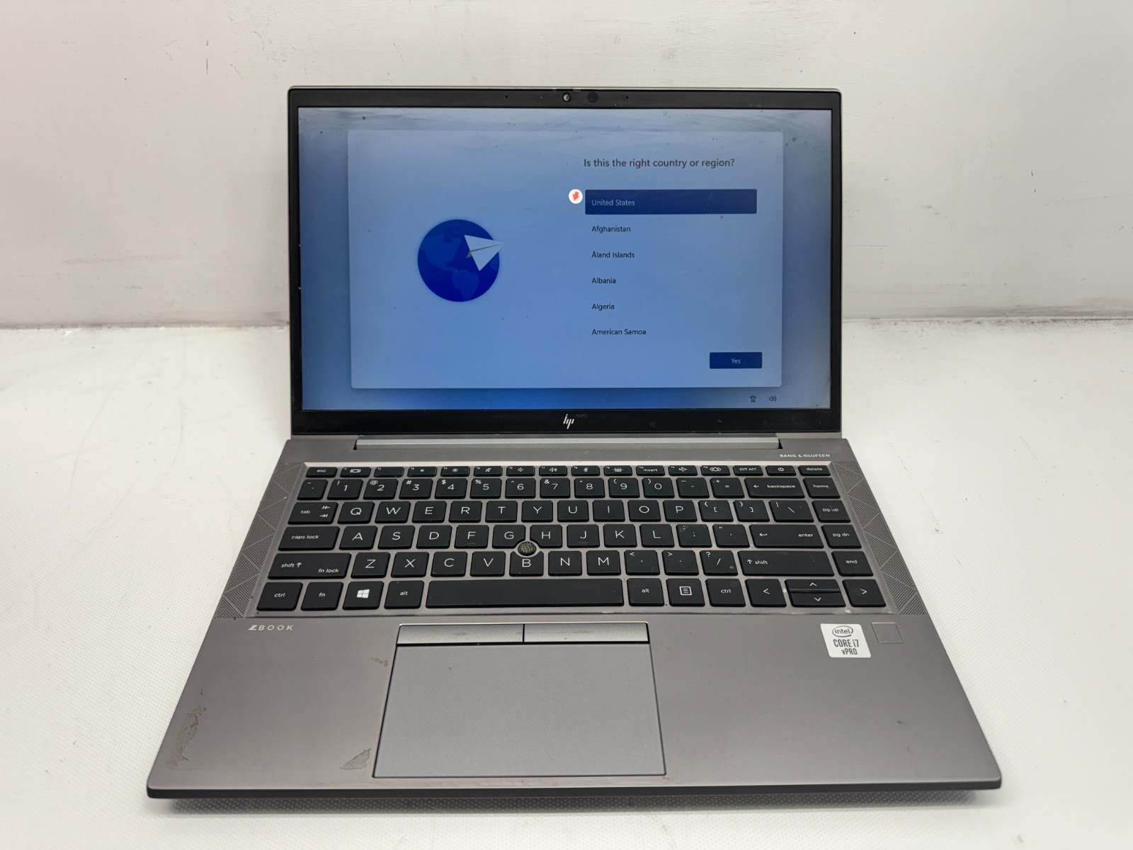 HP Zbook Firefly 14 G7 Intel i7-10610U@1.8GHz 16GB 256GB Quadro P520 **READ**
