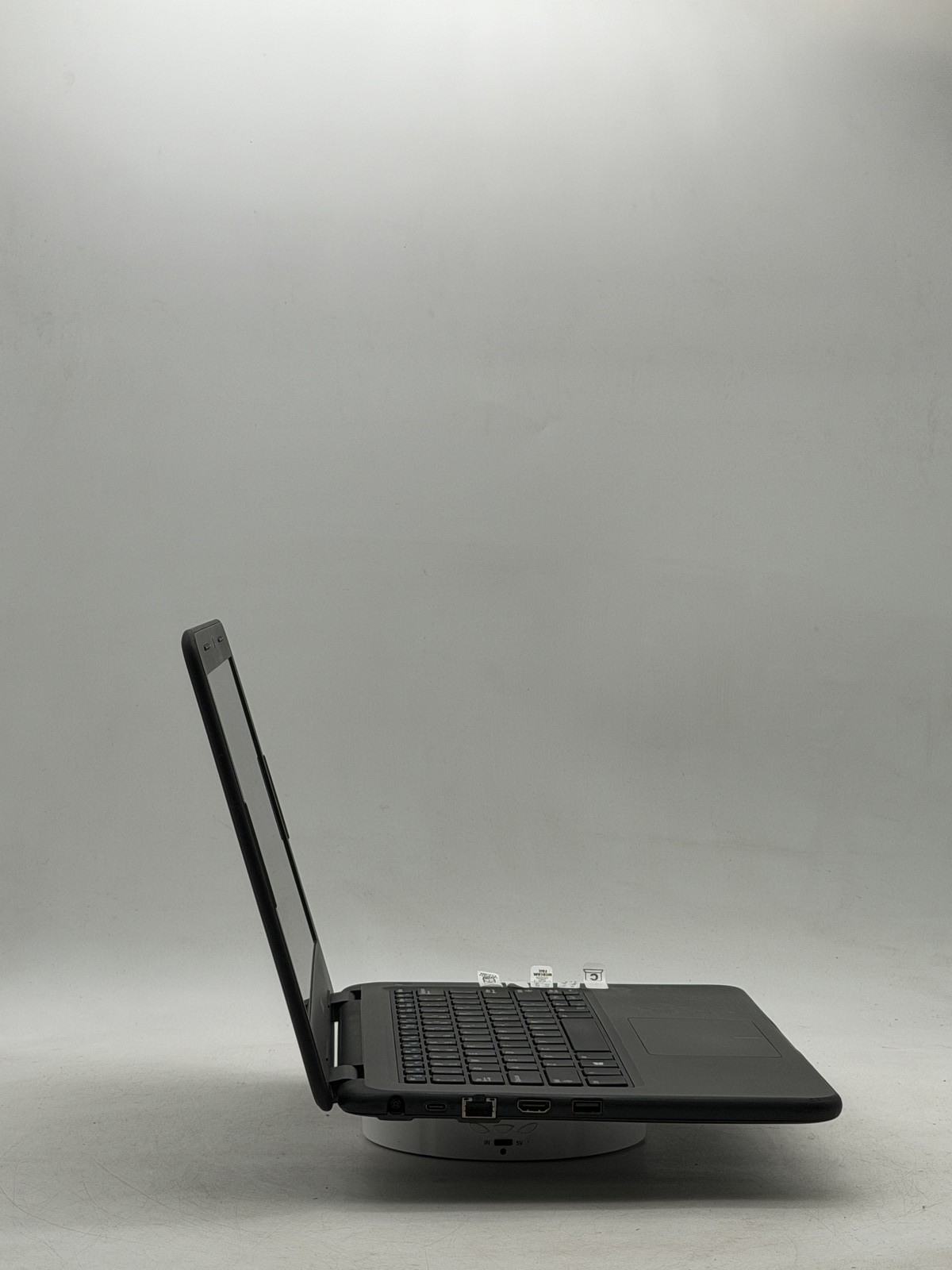 Dell Latitude 3310 13.3in i5-8265U 8GB 128GB NO OS *READ*