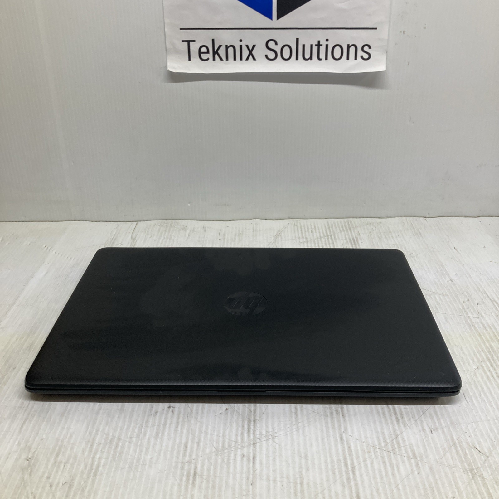 HP Laptop 15-db0xxx AMD A6-9225 Radeon R4 2.60 GHz no Ram no HDD Boot to BIOS