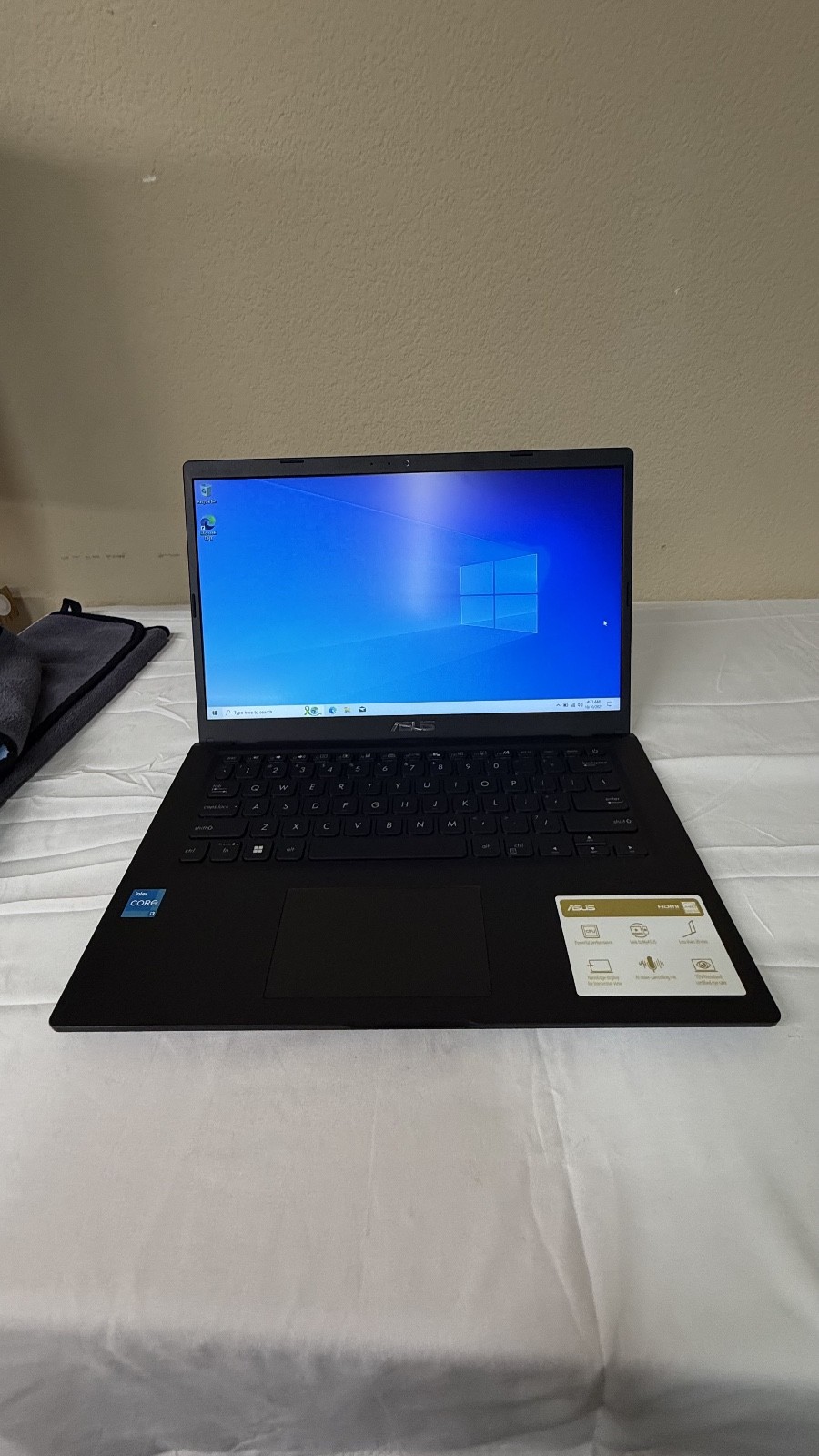 ASUS VivoBook 14″ HD i3-1115G4 3GHz Intel UHD Graphics 8GB RAM F1400EA-SB34
