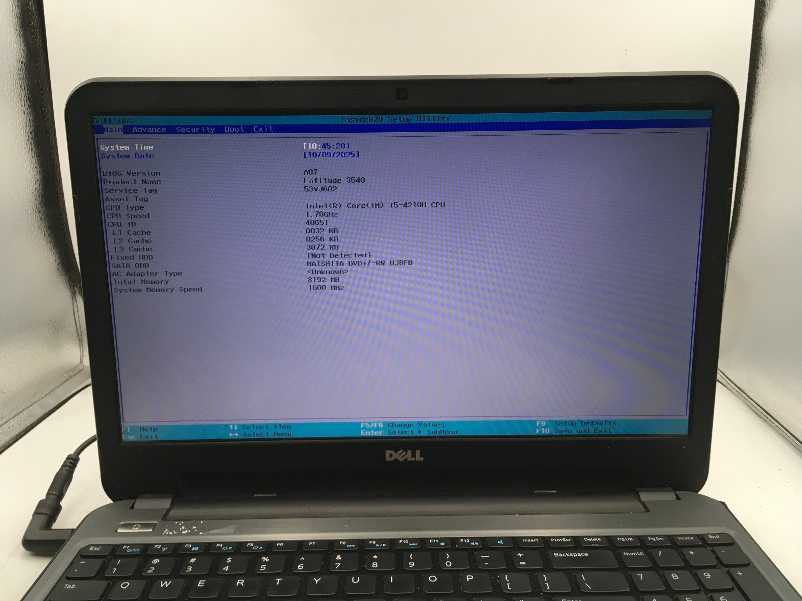 DELL LATITUDE 3540 – BOOTS TO BIOS – INTEL I5 4210U – NO RAM – 15″ -READ DESC-BB