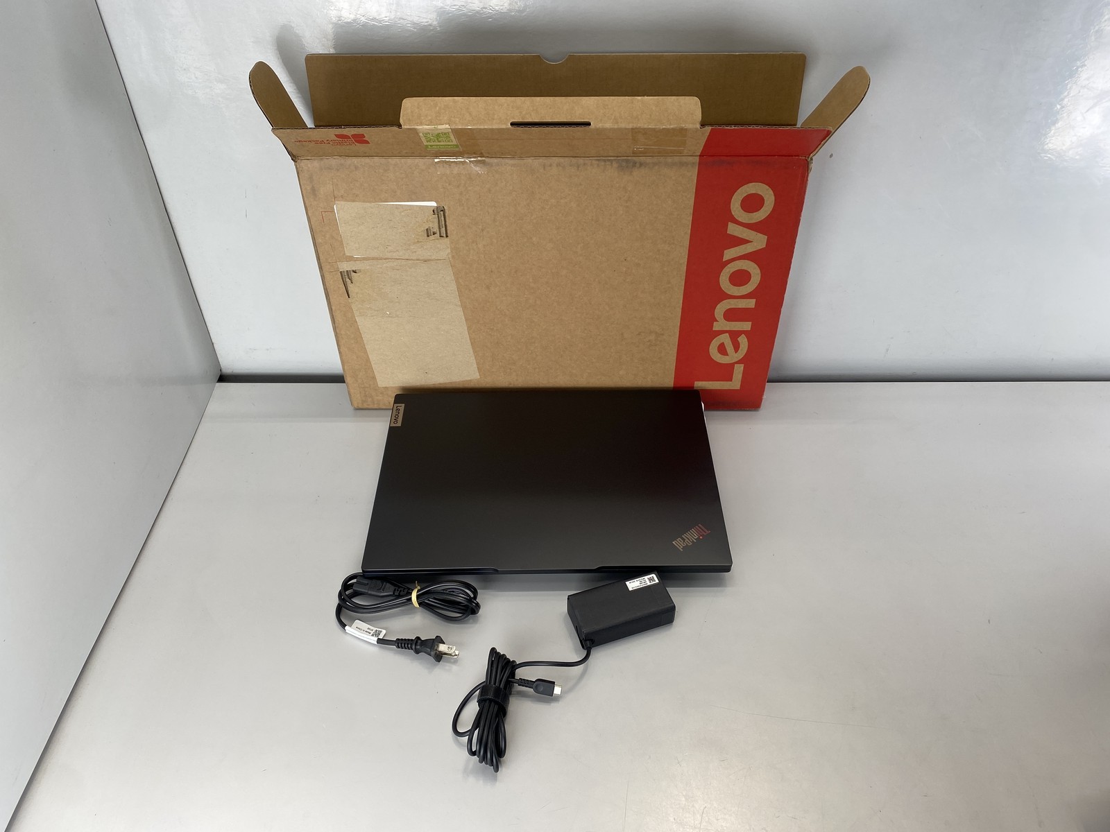 Lenovo Laptop ThinkPad E16 Gen 2 16″ AMD Ryzen 7 7735U 1TB – Black