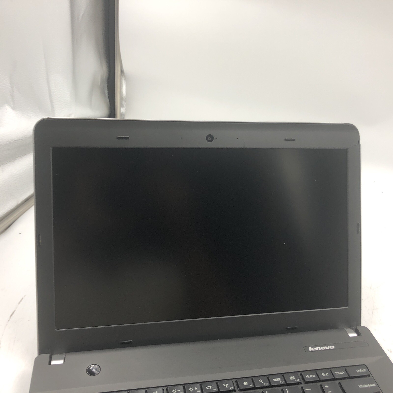 Lenovo Thinkpad E440 Laptop i3-4000M 2.4 4GB NO HDD/OS Bad Display/Keyboard PART