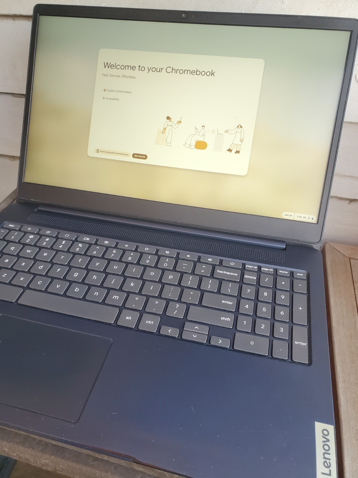 Lenovo IdeaPad 3i 15.6″ Pentium Silver N6000 4GB 128GB eMMC Chrome OS