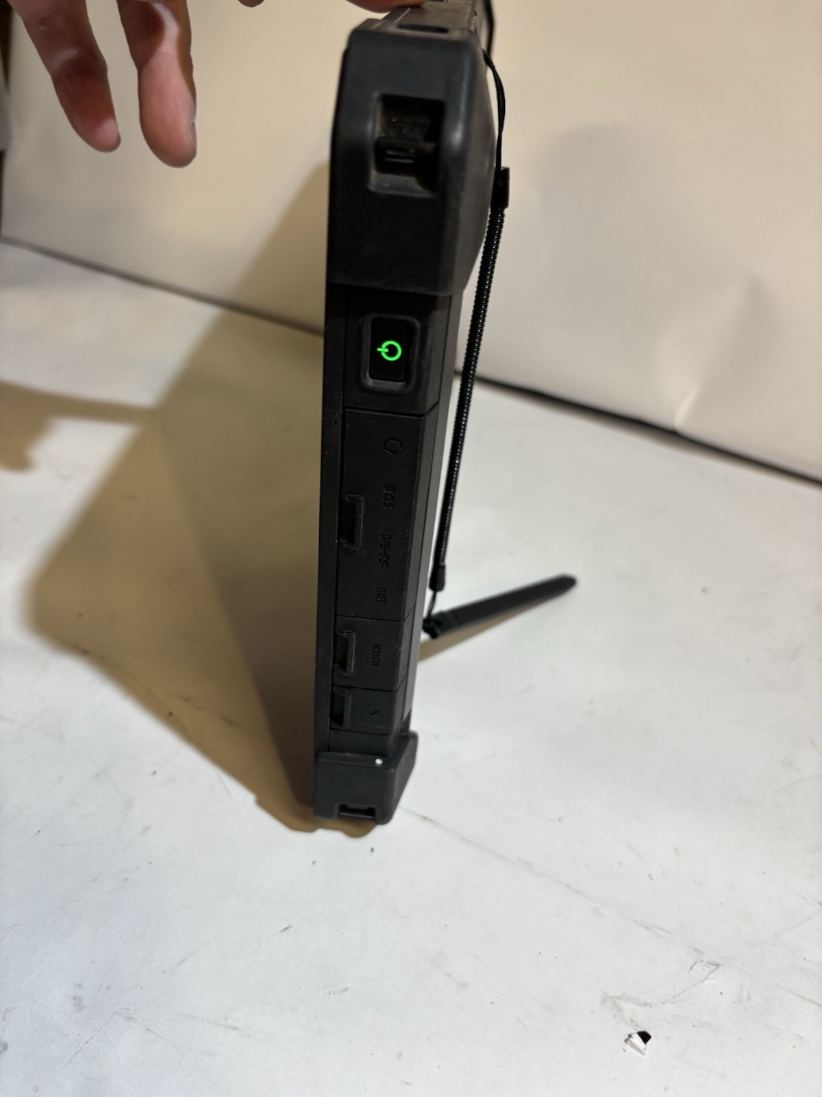 Dell Rugged Extreme 7212 tablet, i5-7300u, 2.40Ghz, 8GB, 128SSD, WiFi