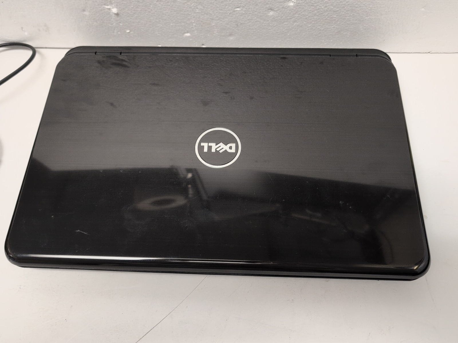 🔥(NICE) Dell Inspiron N5110 15.6″ Laptop i3-2330M CPU/4GB /500GB HDD / Win XP –