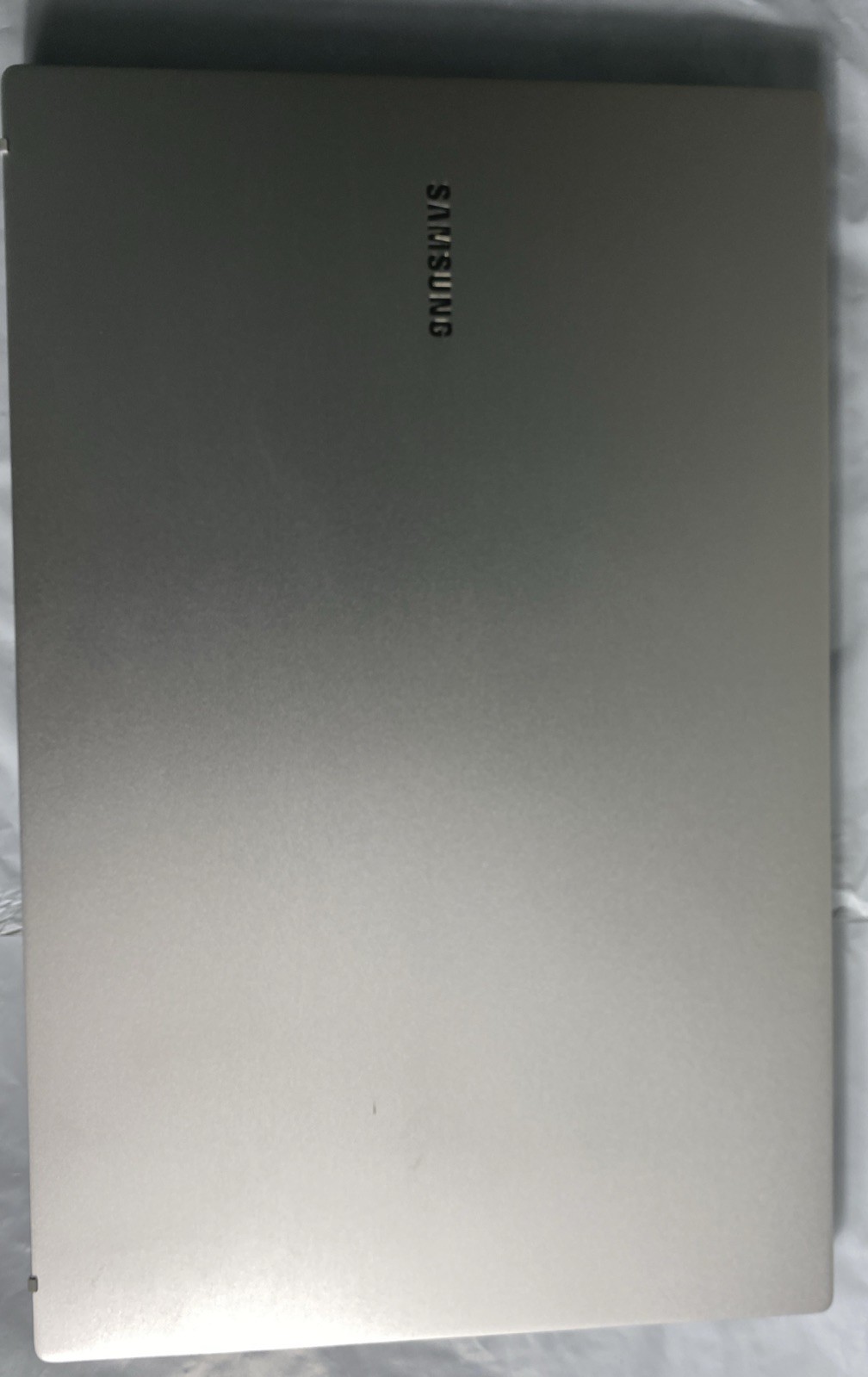 Samsung Galaxy Book 15.6″ FHD Touch Core i5-1135G7 8GB 256GB SSD – No Cable