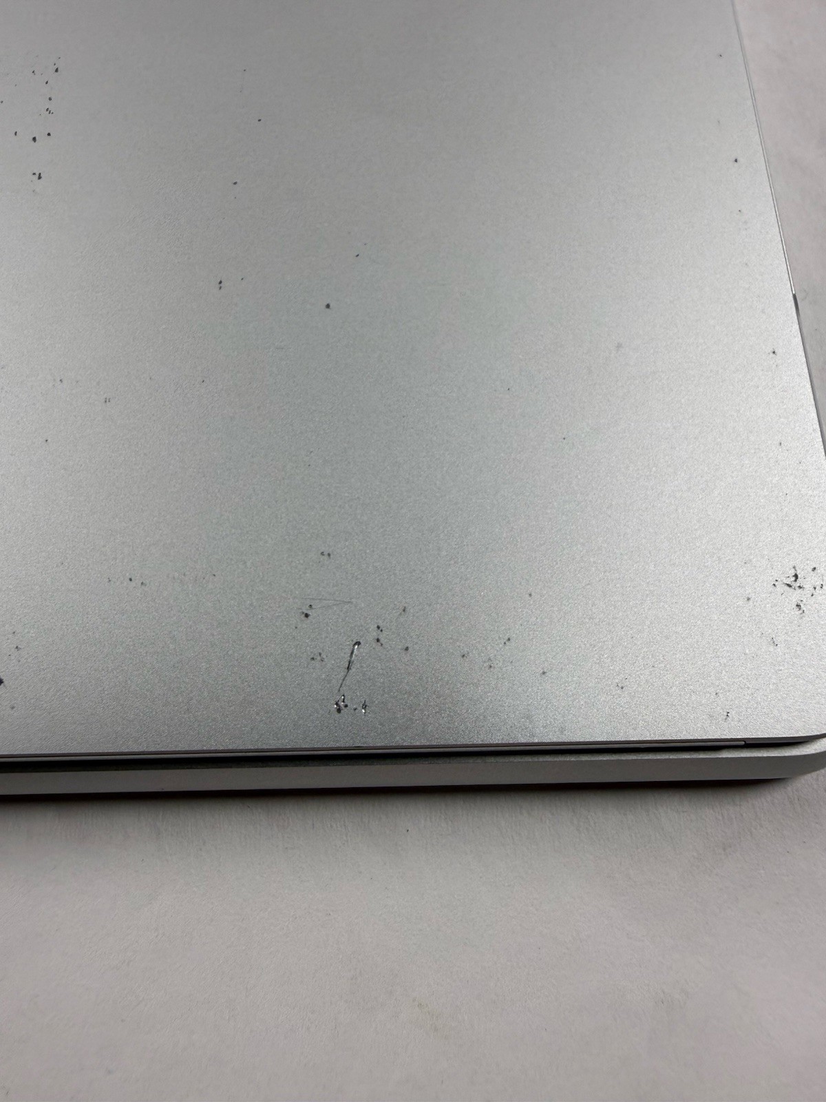 Microsoft Surface Pro 8 (1982) i5-1145G7 – 16GB RAM – 256GB 120Hz – Win 11 Pro