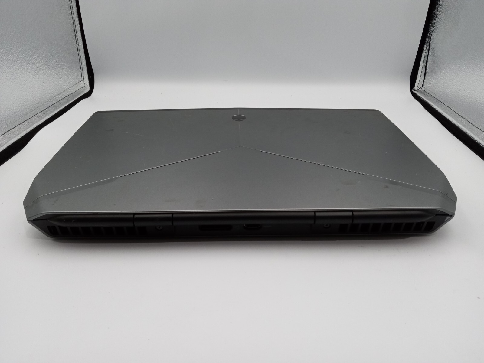 Dell Alienware 15 R2 15″ FHD Laptop Intel i5-6300HQ GTX 965M – PARTS/REPAIR -RR