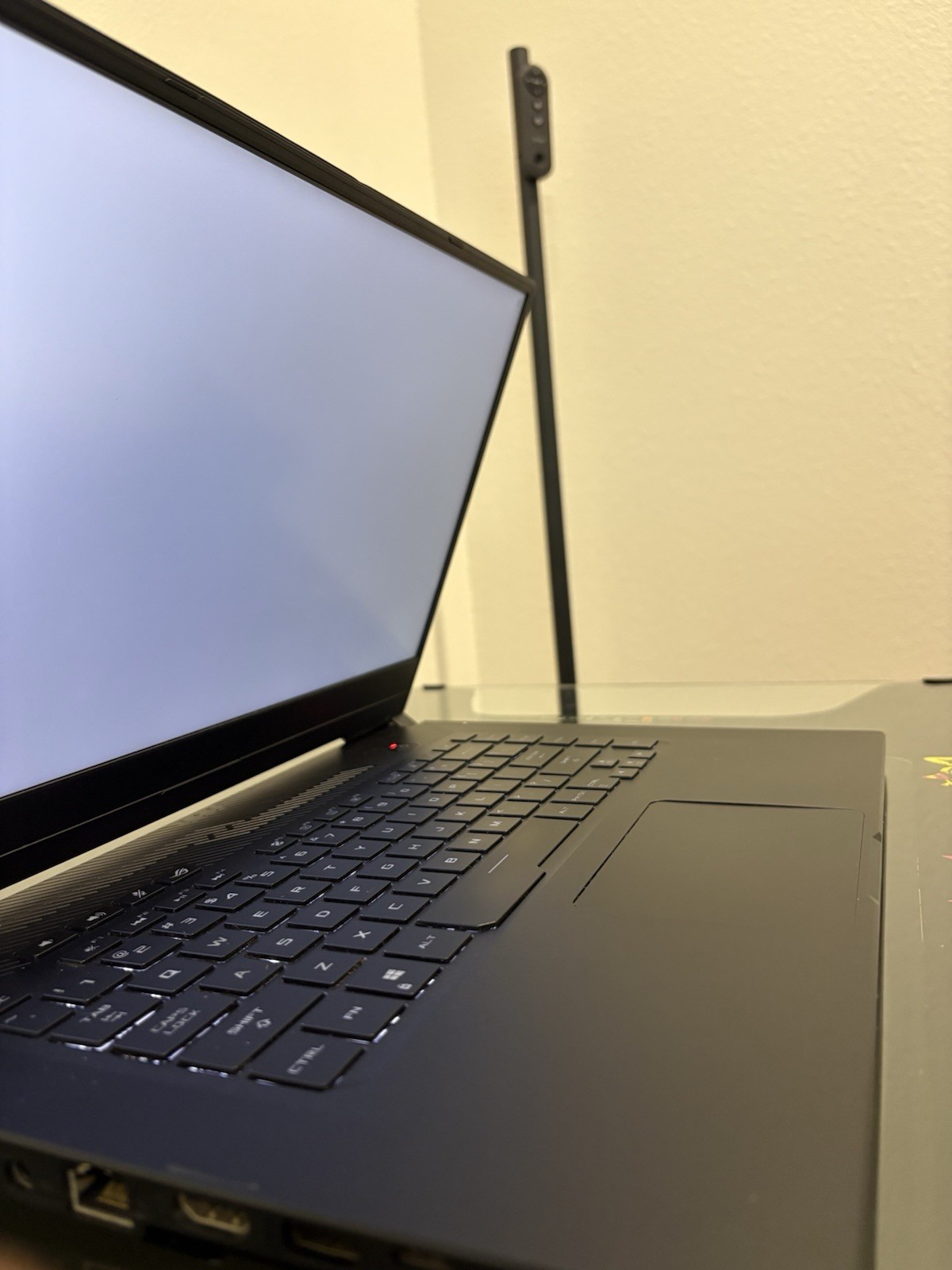 ASUS ROG Zephyrus G15 GA502DU Laptop Ryzen 7 3750H, GTX 1660 Ti Max-Q, 16GB RAM