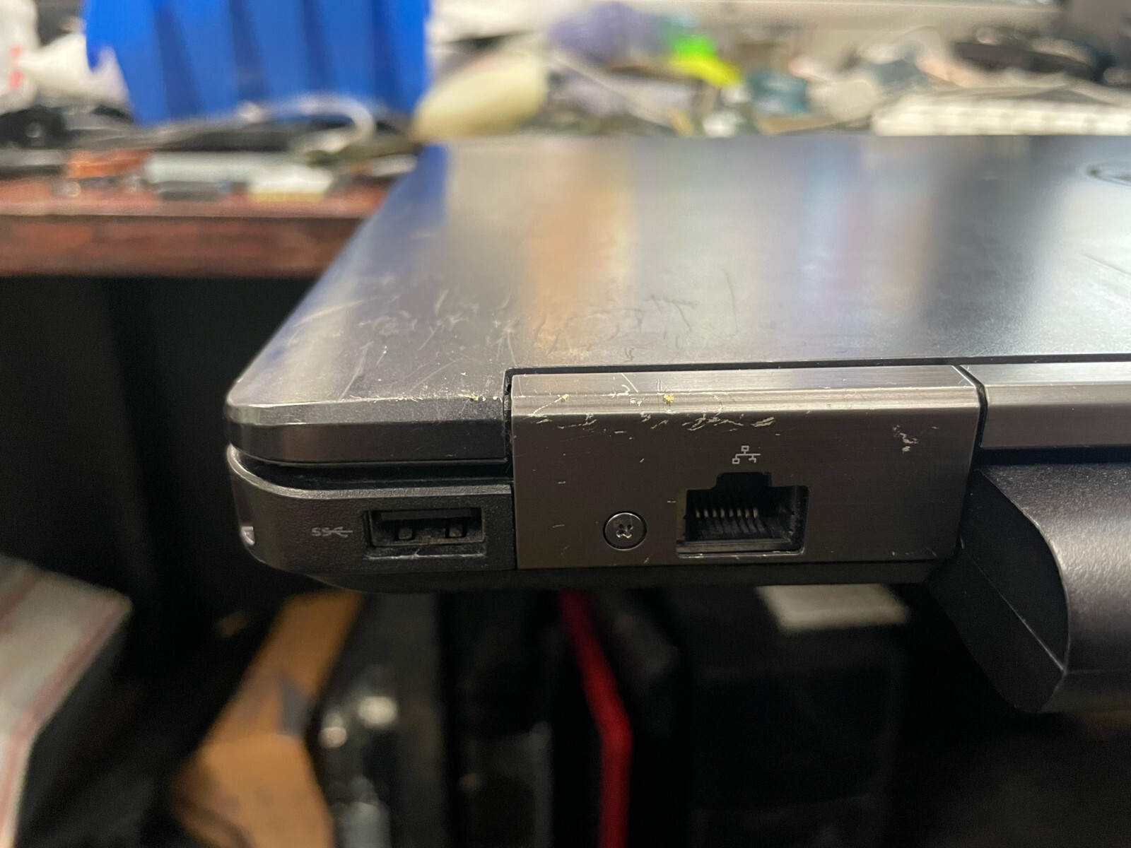Dell Latitude E5540 / Intel Core i5-4310U 2.00GHz / 8GB RAM / No HDD
