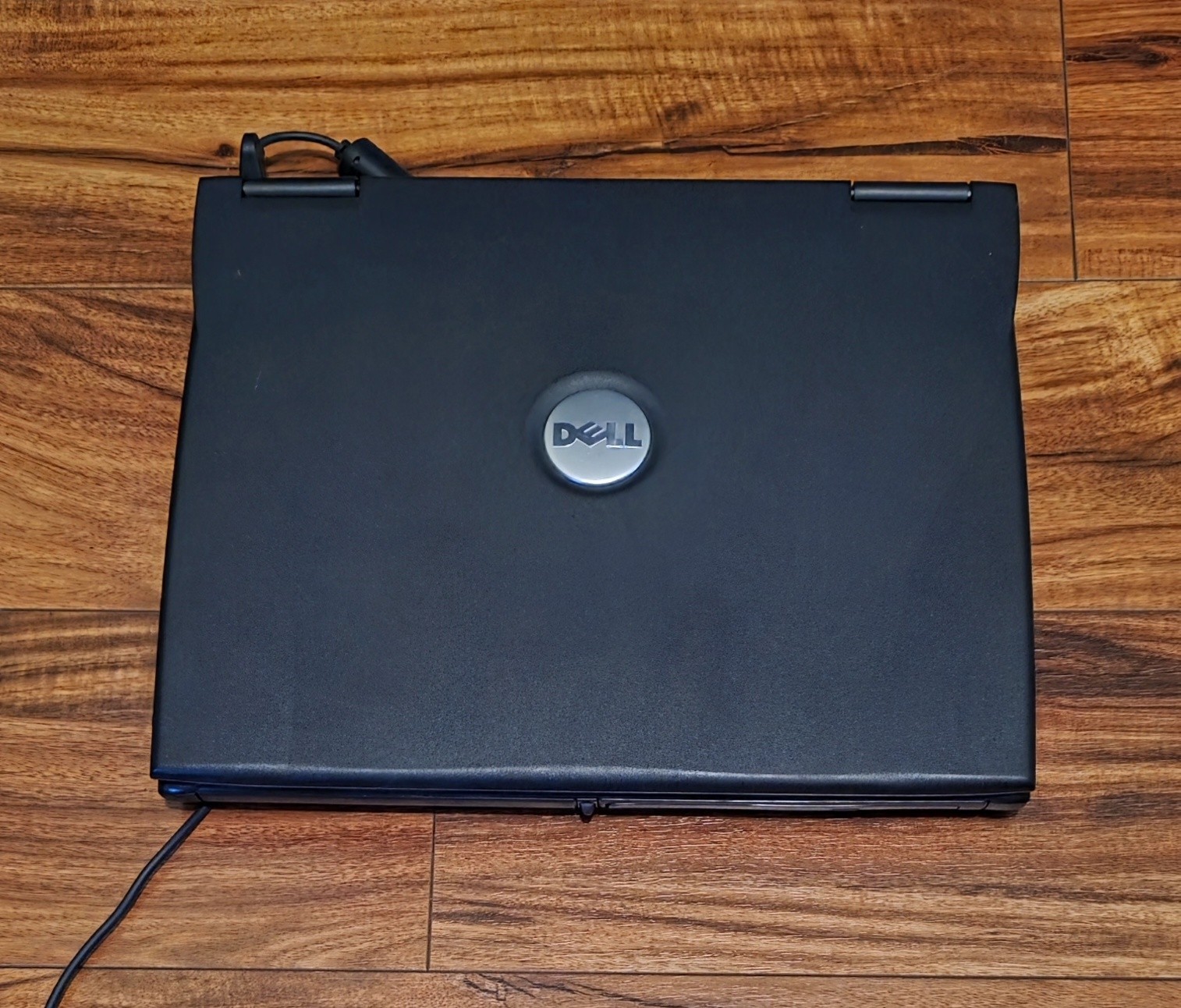 VTG Dell Latitude C600 Laptop w/ Charger ~ XP ~ Intel Pentium III 850 MHz 128 MB