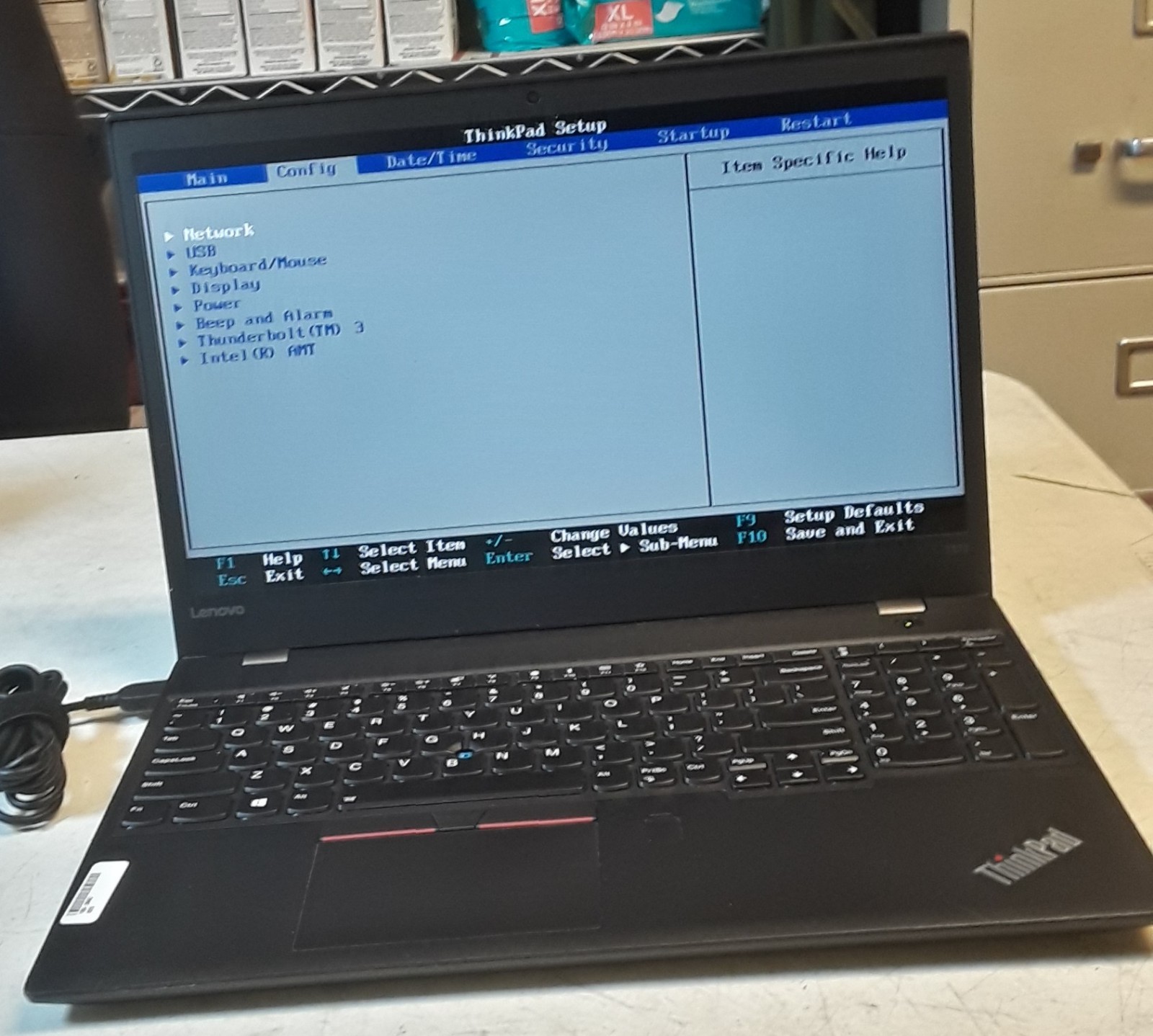 Lenovo ThinkPad T570 i7 8GB No Hard Drive for Parts