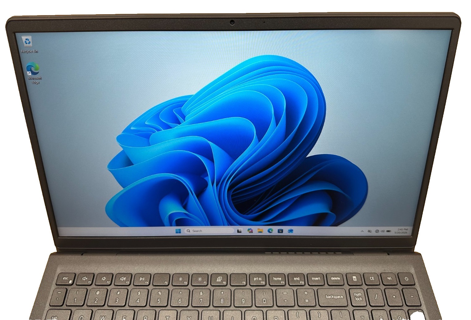 DELL PRO 15 LAPTOP AMD RYZEN 5 7520u @ 2.80GHZ 8GB RAM 588GB SSD (lp713)