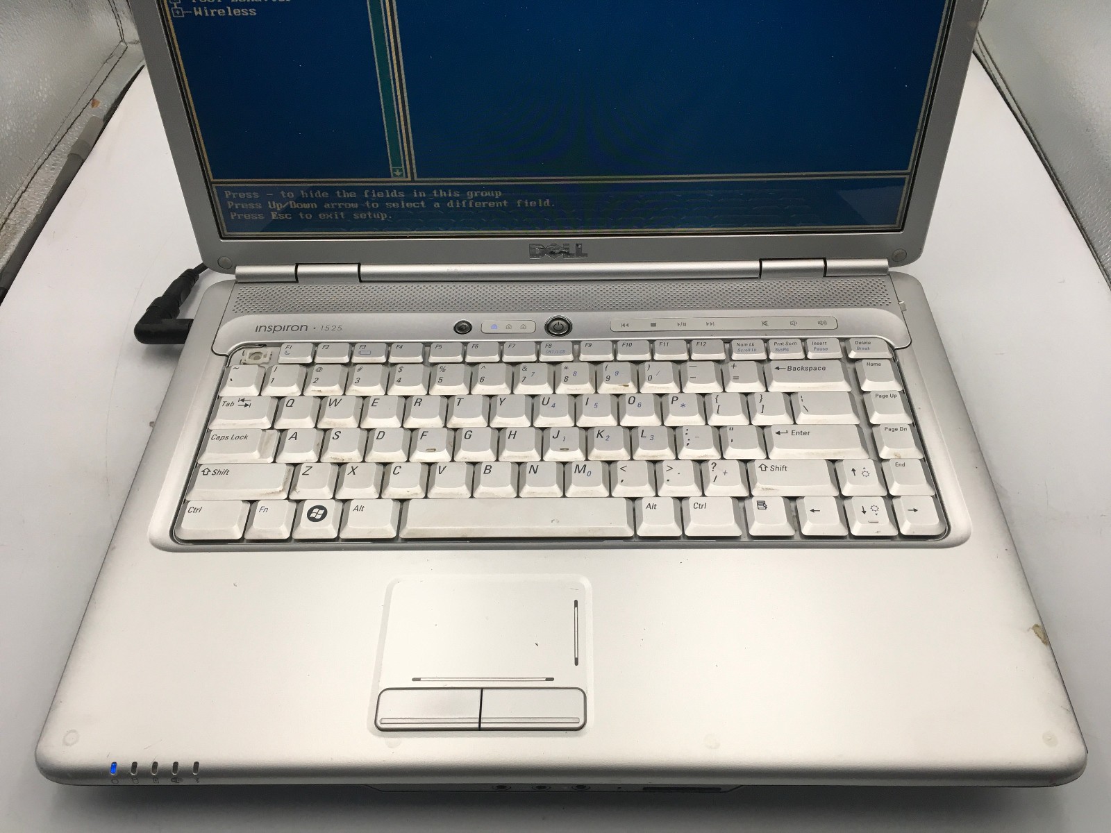 DELL INSPIRON 1525 – BOOTS TO BIOS – INTEL PENTIUM – 3GB RAM – 15″ – READ – BB!