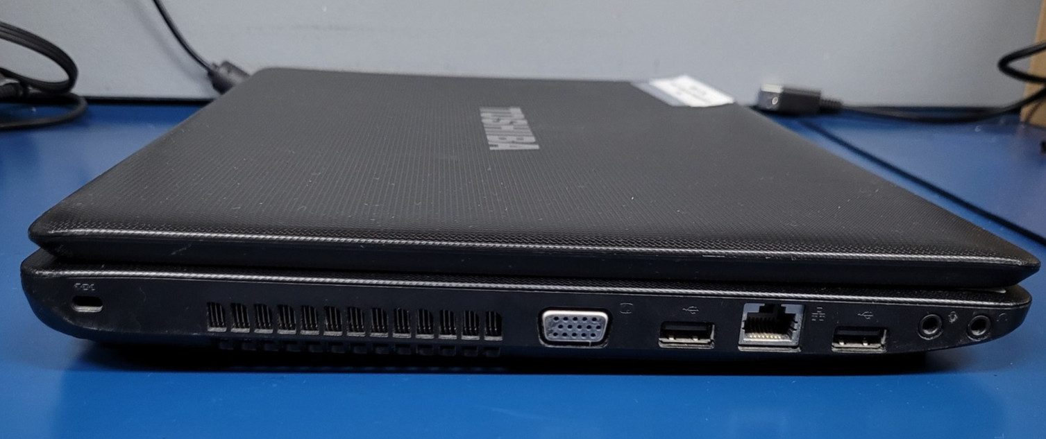Toshiba Satellite C655D-S5236 15.6″ AMD C-50 @1.00 GHz 3 GB RAM NO HDD