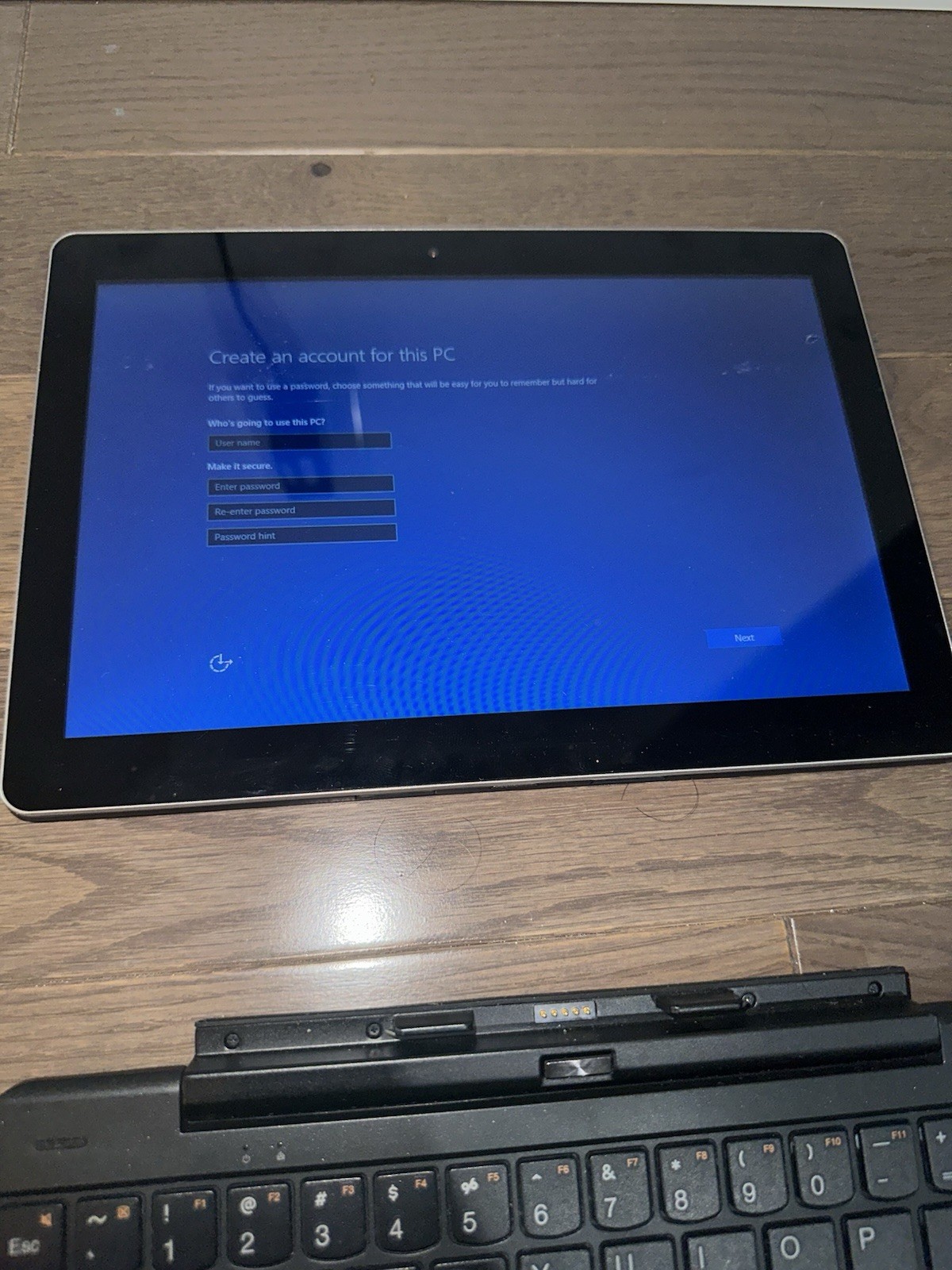 Lenovo IdeaPad MIIX 300-10IBY 2-In-1 Tablet With Keyboard Model 80NR – Excellent