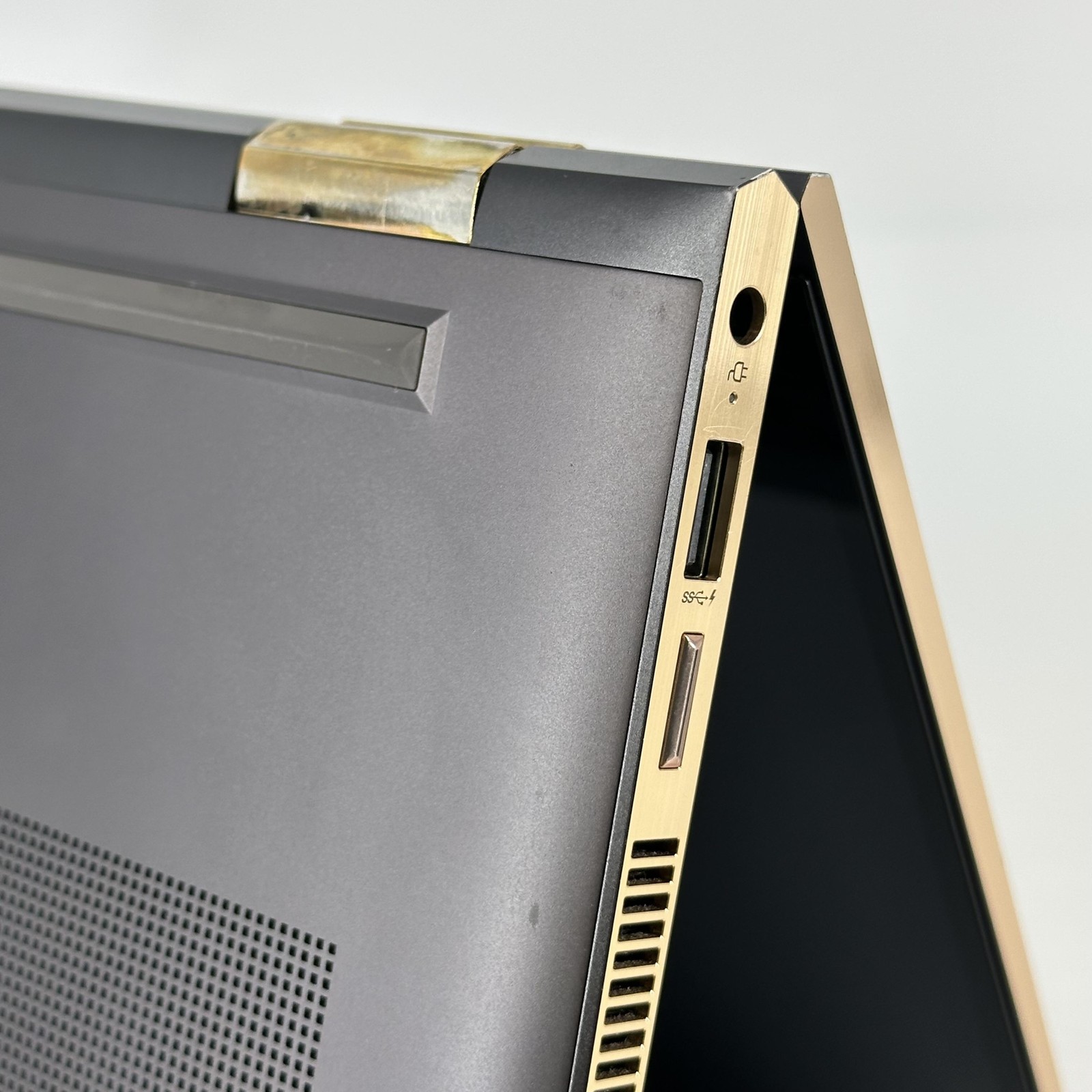 HP Spectre 15 x360 4K TOUCH i7-8550U 1.80GHz 16GB 512GB SSD MX150 Excellent
