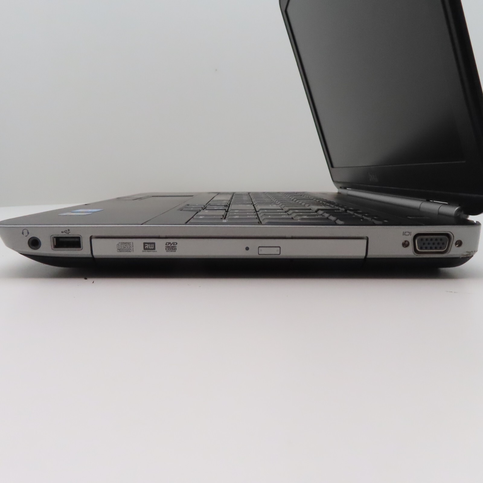 Dell Latitude Laptop Intel Core i5 2.50GHz 2 Cores 4GB DDR3 SDRAM