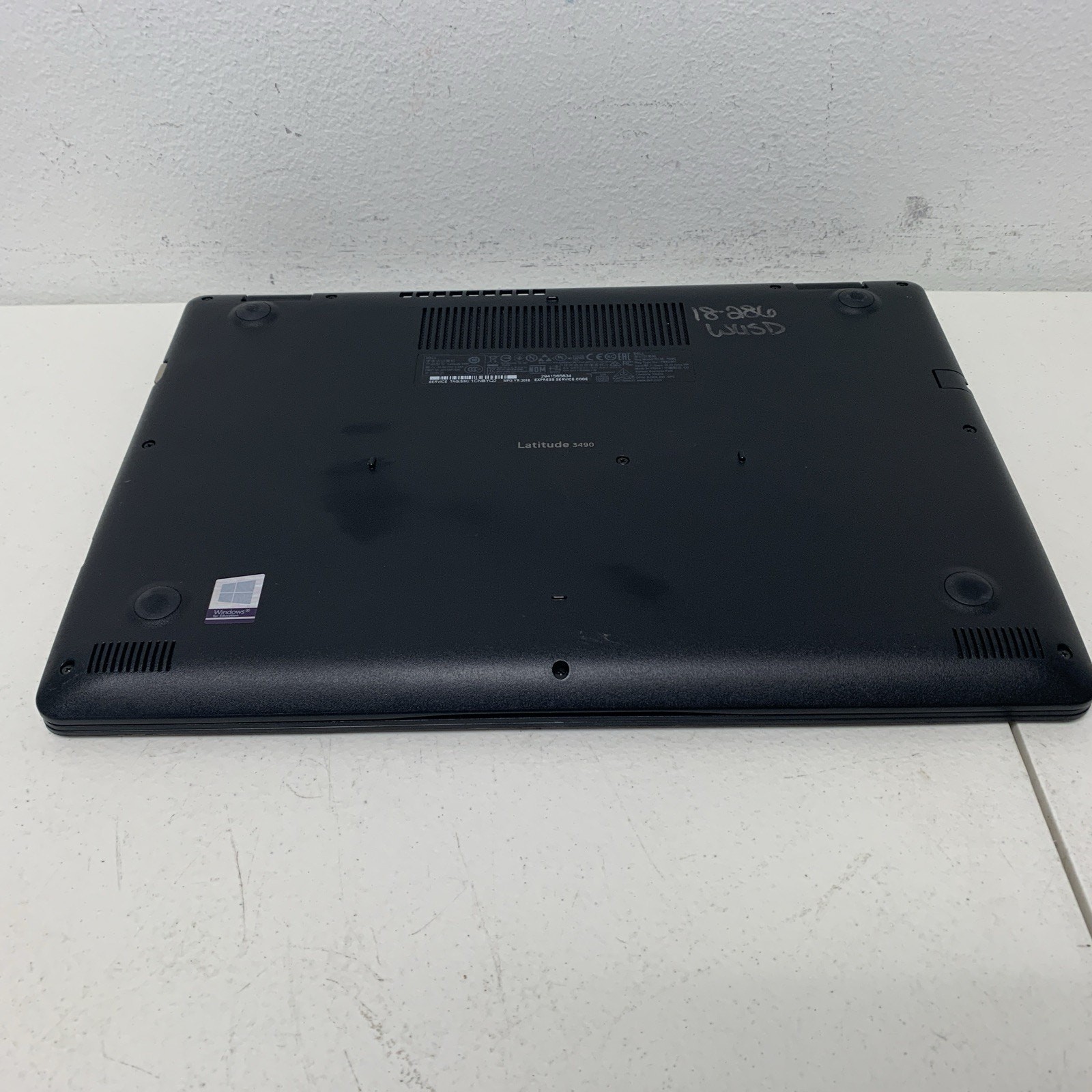 Latitude 3490 i5-7200u 2.5GHz 256GB SSD 8GB RAM Windows 11 Pro Education