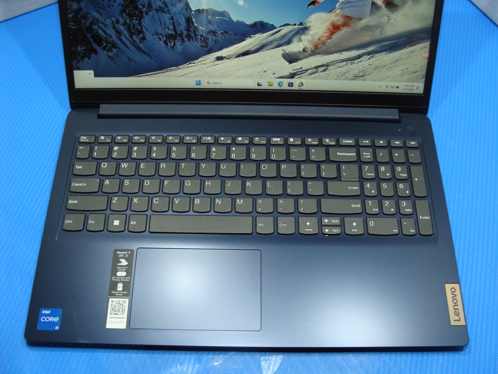 Lenovo IdeaPad 1 15IAU7 15.6″ FHD TOUCH core i5-1235U 1.3GHz 8GB 512GB Win 11 H