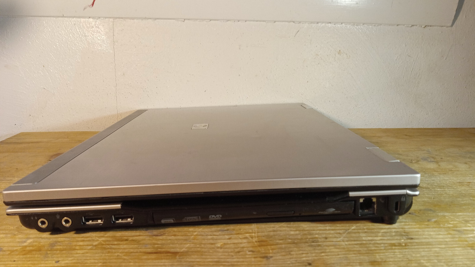 HP Elitebook 8530P, CPU Intel T9400 2.3 GHZ, 480 SSD, 4 GB RAM, Win. 11 Pro