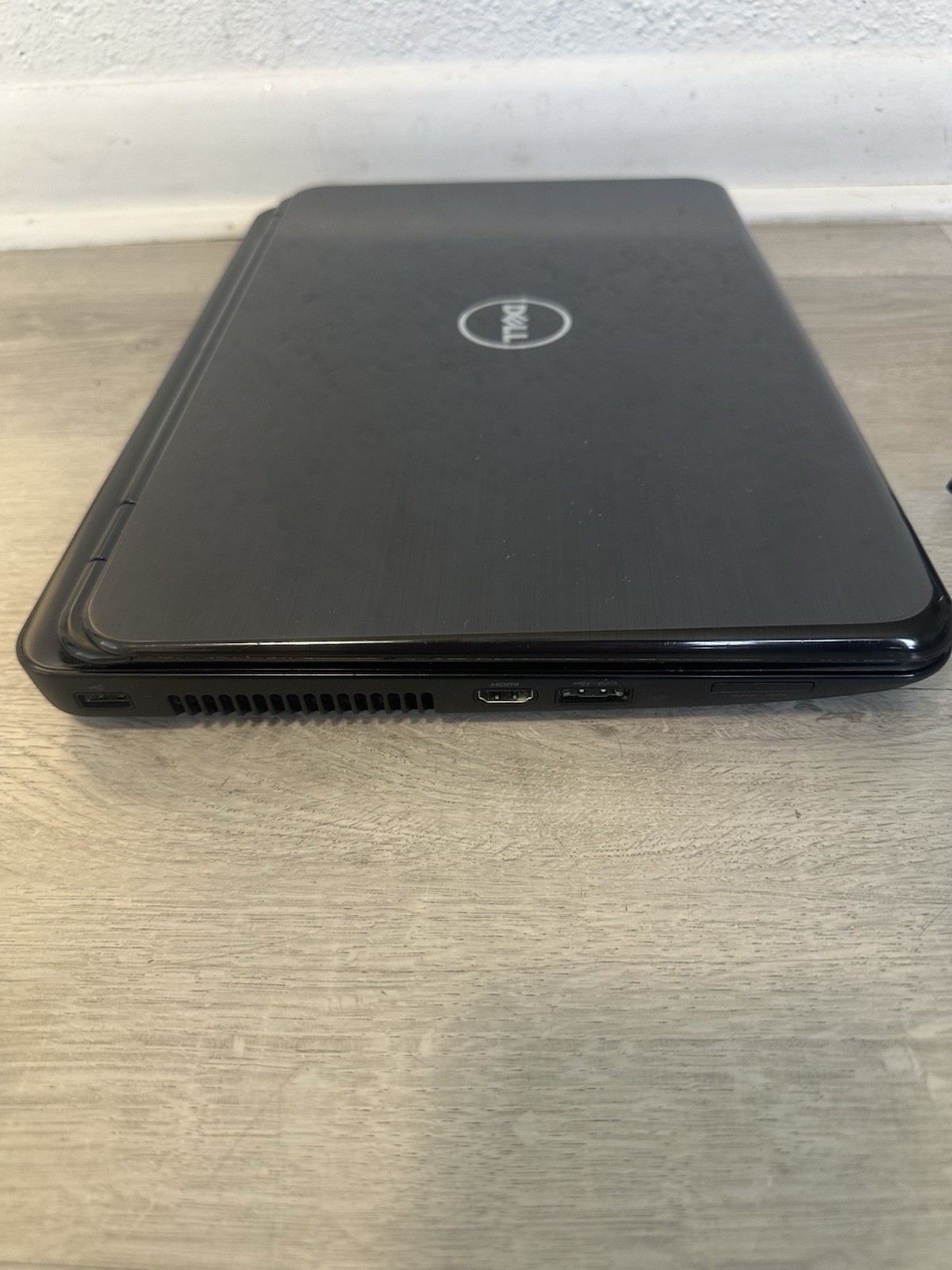 Dell Inspiron N5110 15.6” / Intel Core i5 / Locked