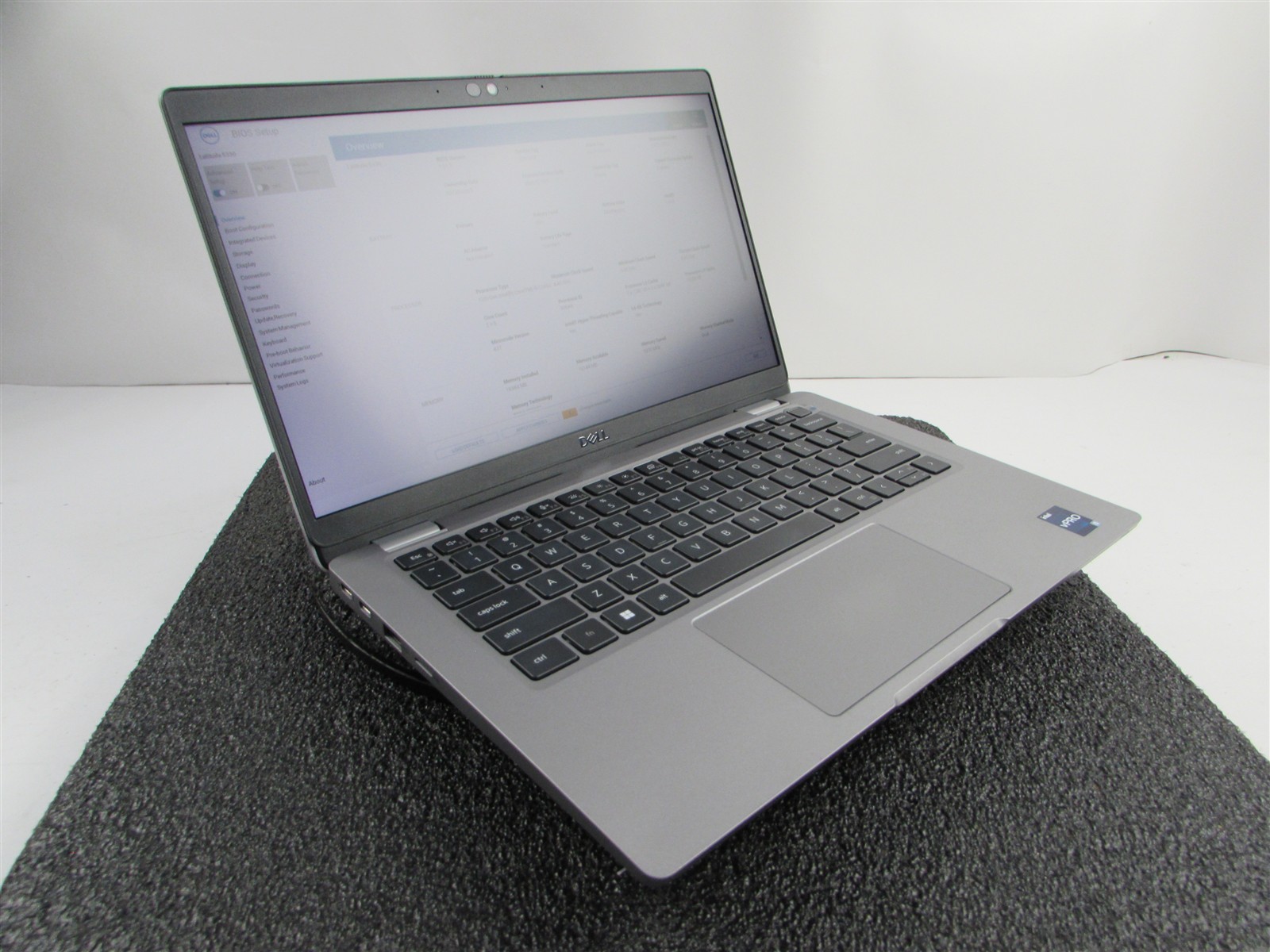 DELL LATITUDE 5330 FHD TOUCHSCREEN I5-1245U 10 CORE NO SSD 16GB RAM NO O.S