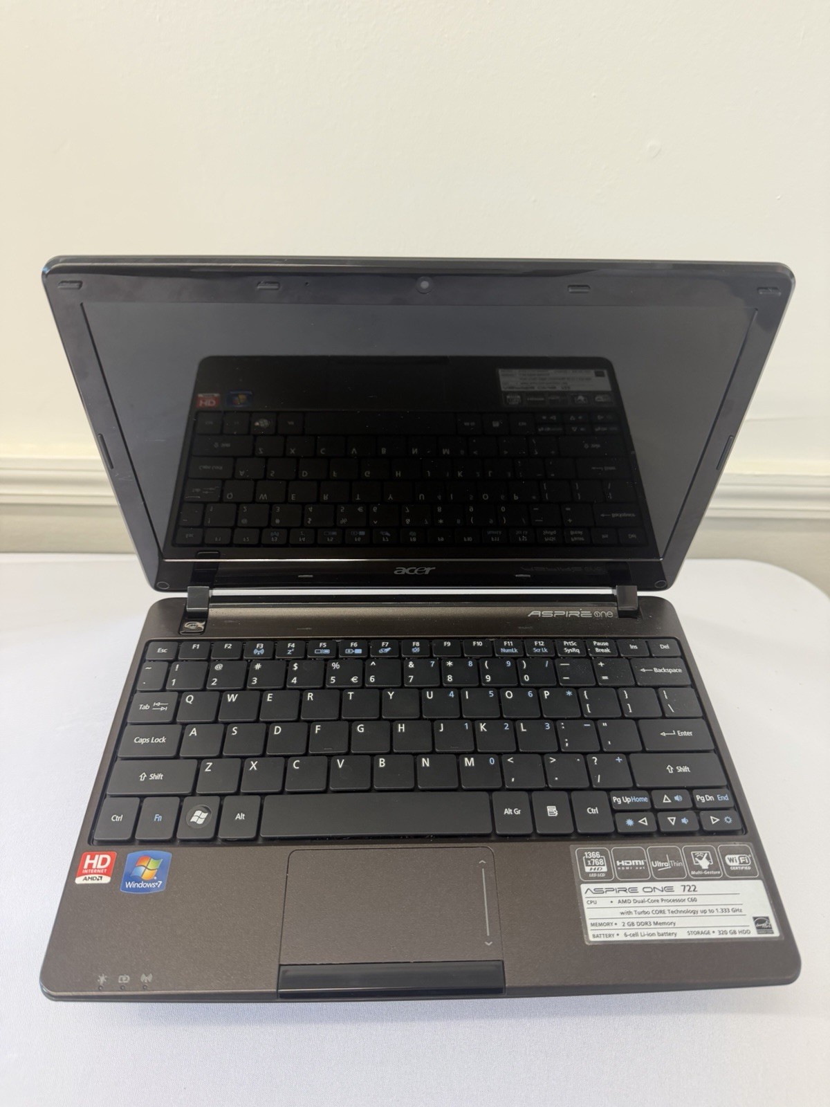 Acer Aspire One 722 Laptop – Good Screen – AMD C-60 – Read Des