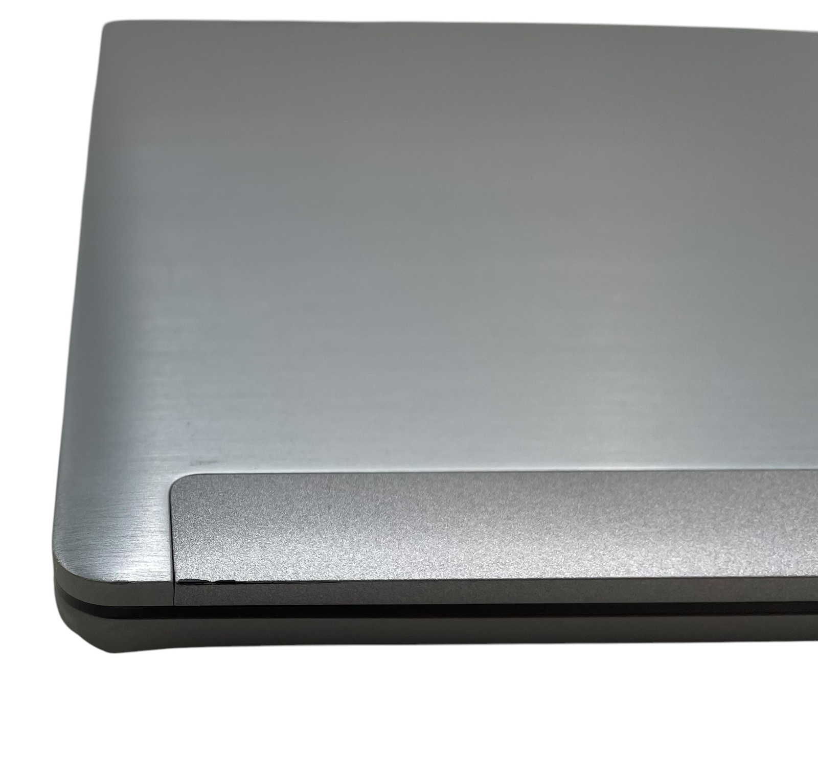Dell Latitude 7430 i7-1265U 14″ 16GB RAM 512GB SSD–GRADE D