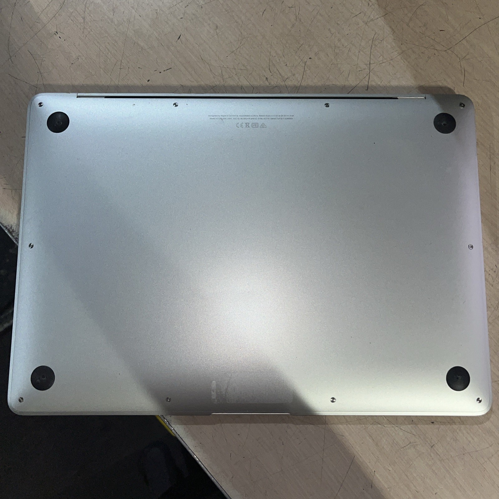 APPLE MACBOOK AIR 13″ SCISSOR, 2020 CORE I3-1000NG4 1.1GHZ 8GB RAM 256SSD