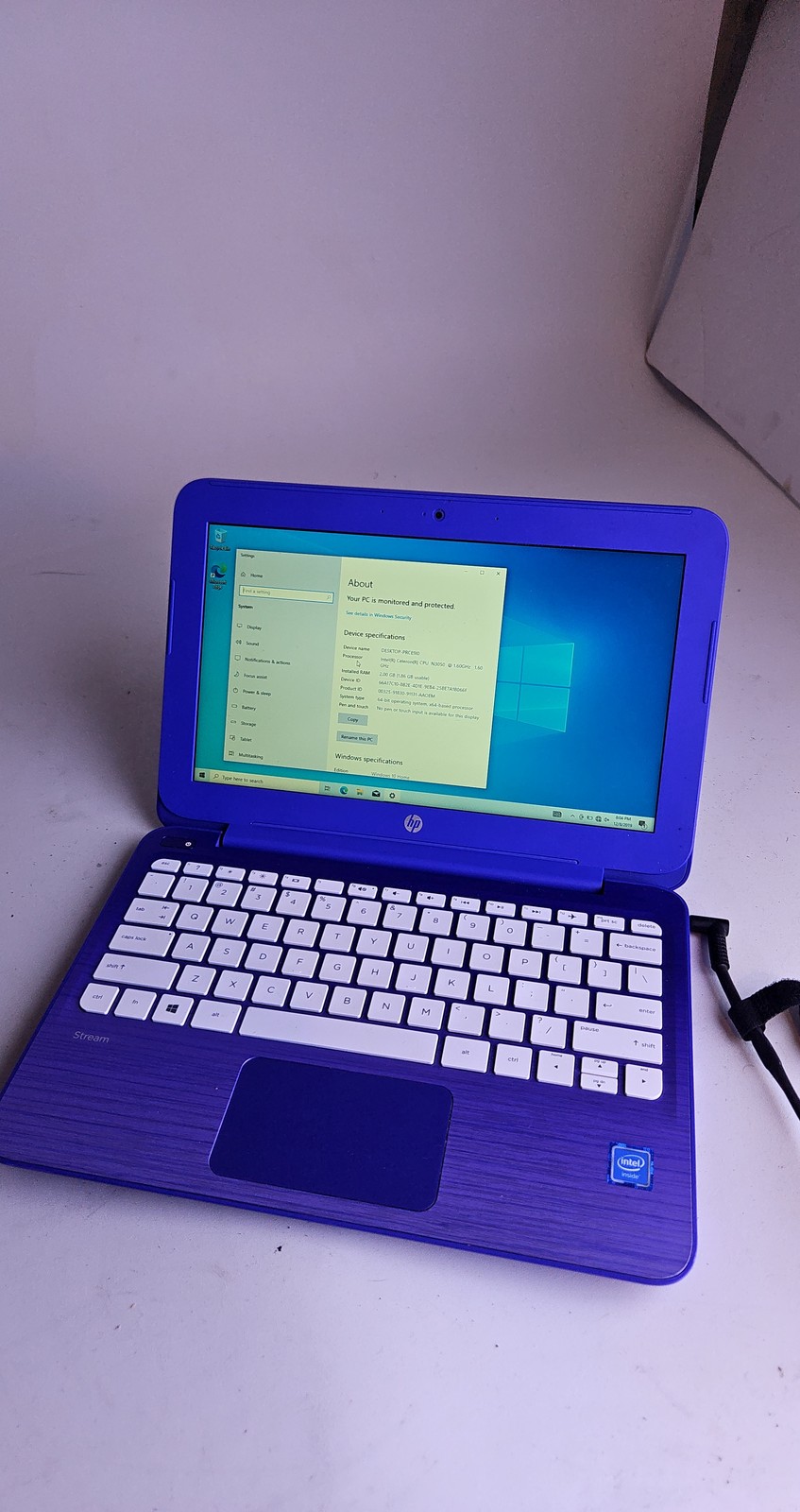 HP Stream 11-f015wm 11.6″ Laptop Celeron N3050 2GB RAM Windows 10 Blue w/
