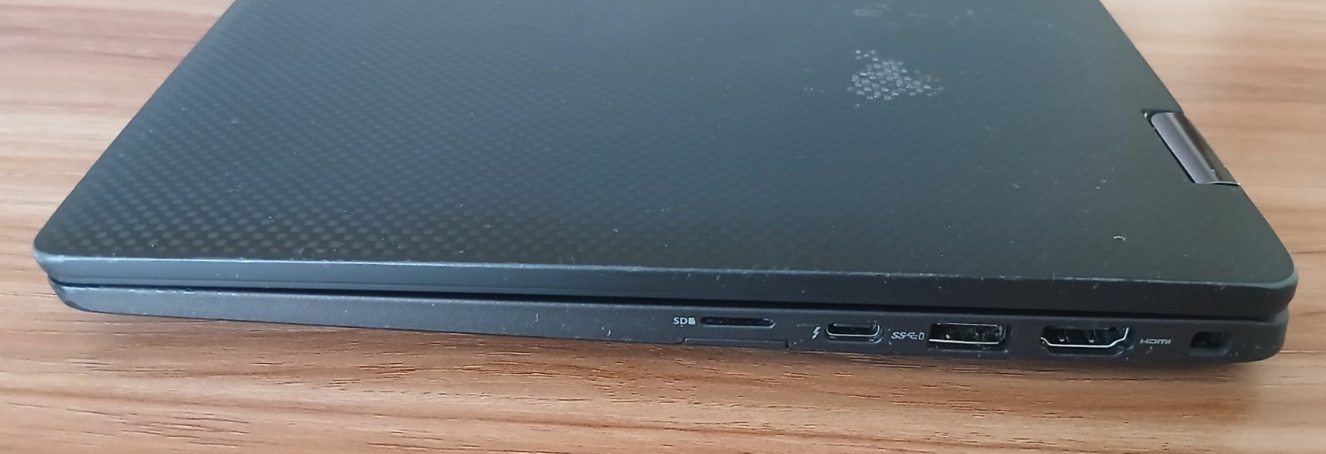 DELL LATITUDE 7420 i7-1185g7 touch screen 14″ FHD 16/256*** READ