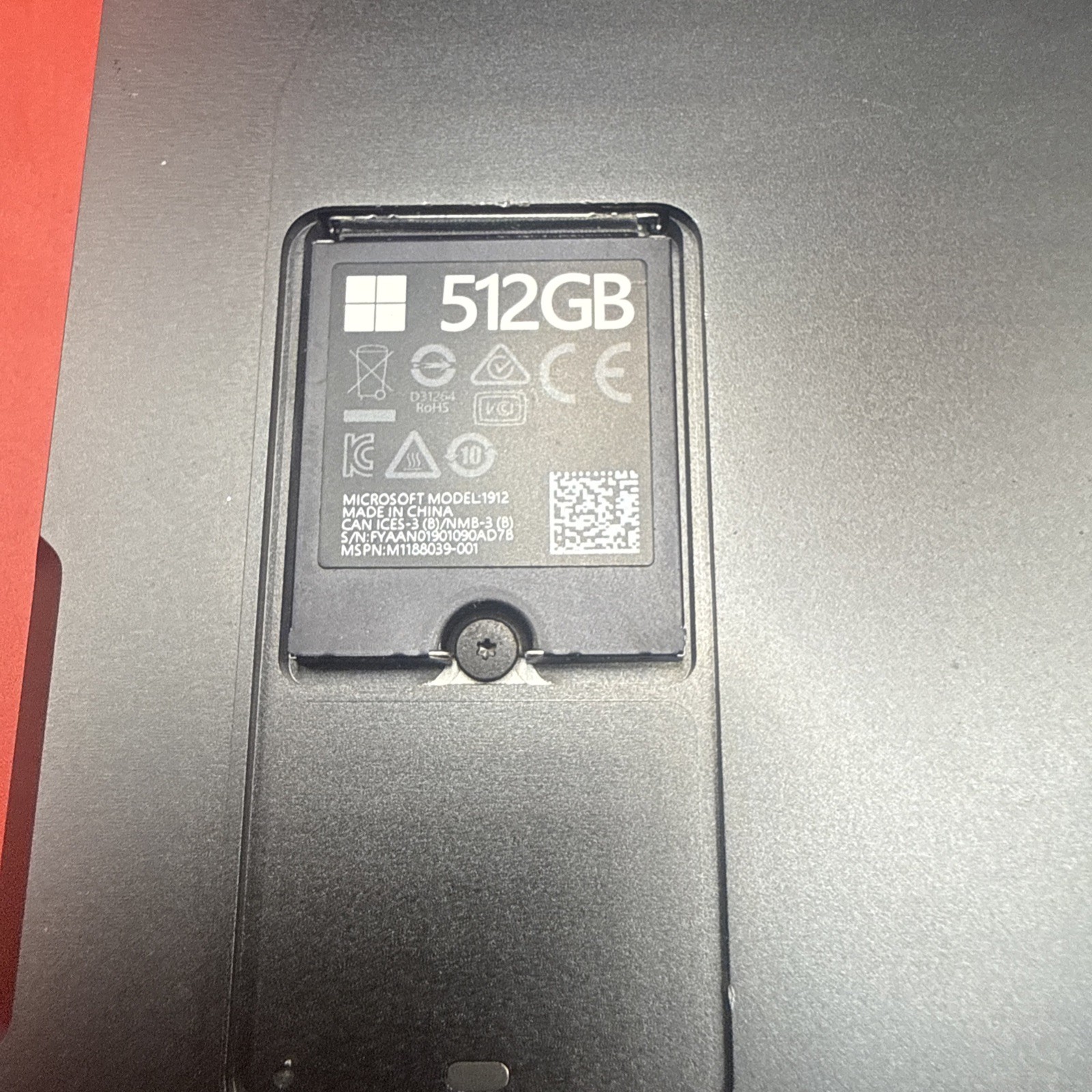 Microsoft Surface Pro 8 1983 13″ i7-1185G7 16GB RAM 512GB SSD FOR PARTS Only