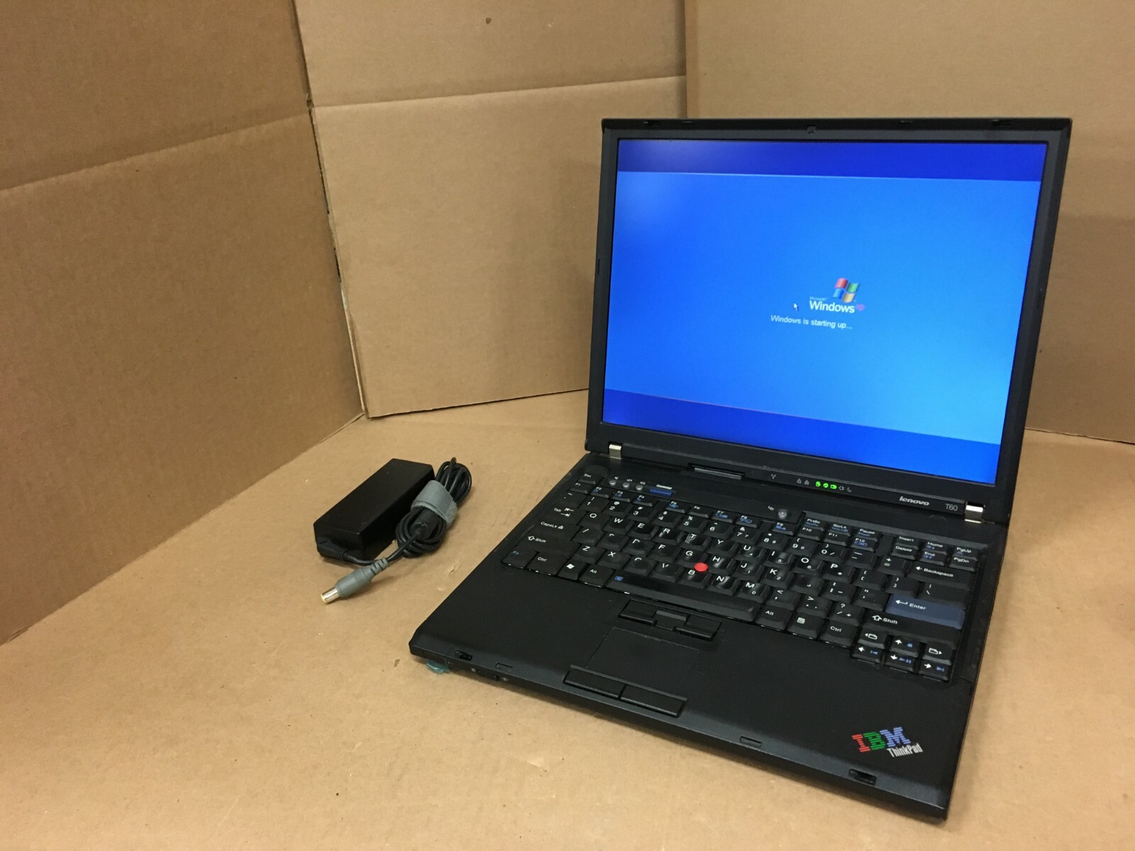 IBM ThinkPad T60 14.1″ Intel T2400 1.83GHz 1.5GB RAM 60GB HDD WINDOWS XP