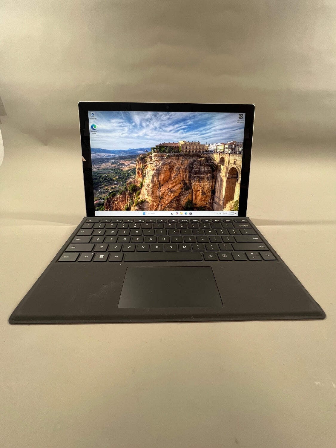 Microsoft Surface Pro 7+ 1960 12.3″ i3-1115G4 3.0GHz 16GB RAM 128GB SSD