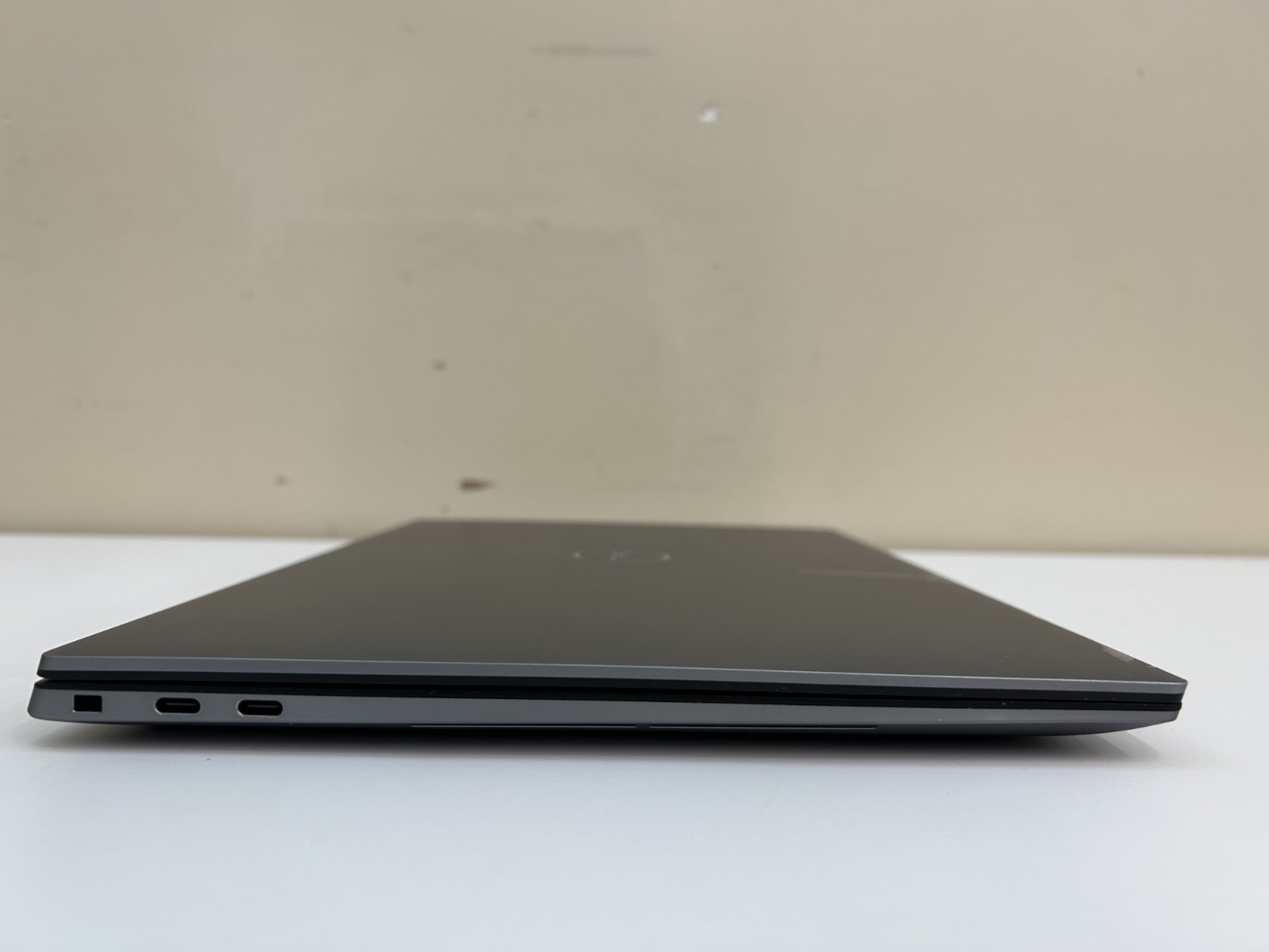 LAPTOP Dell Precision 5570 15.6″ CORE i7-12800H 1 TB NVMe SSD 32GB RAM Win 11