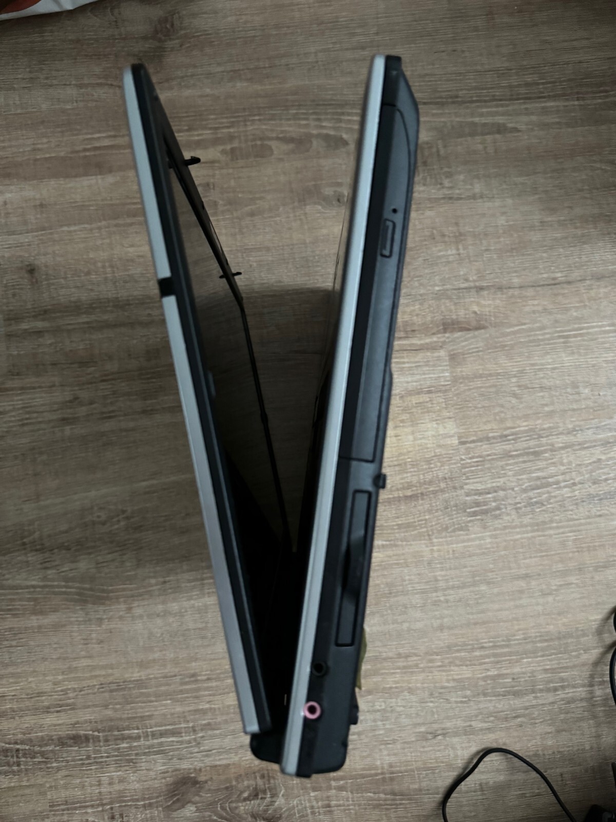 Fujitsu Siemens Amilo pi2530 15.4 Laptop No Picture Faulty For Parts