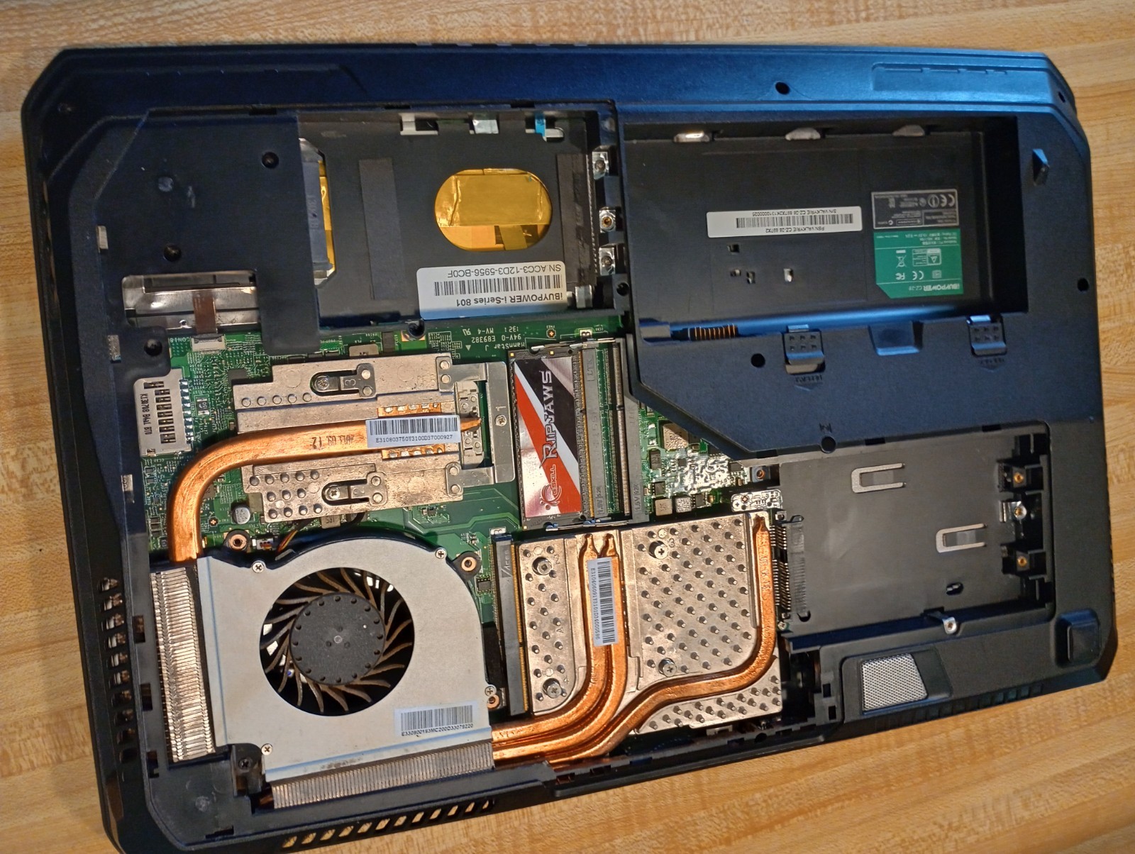 iBUYPOWER i-series 801 Laptop, For Parts Only