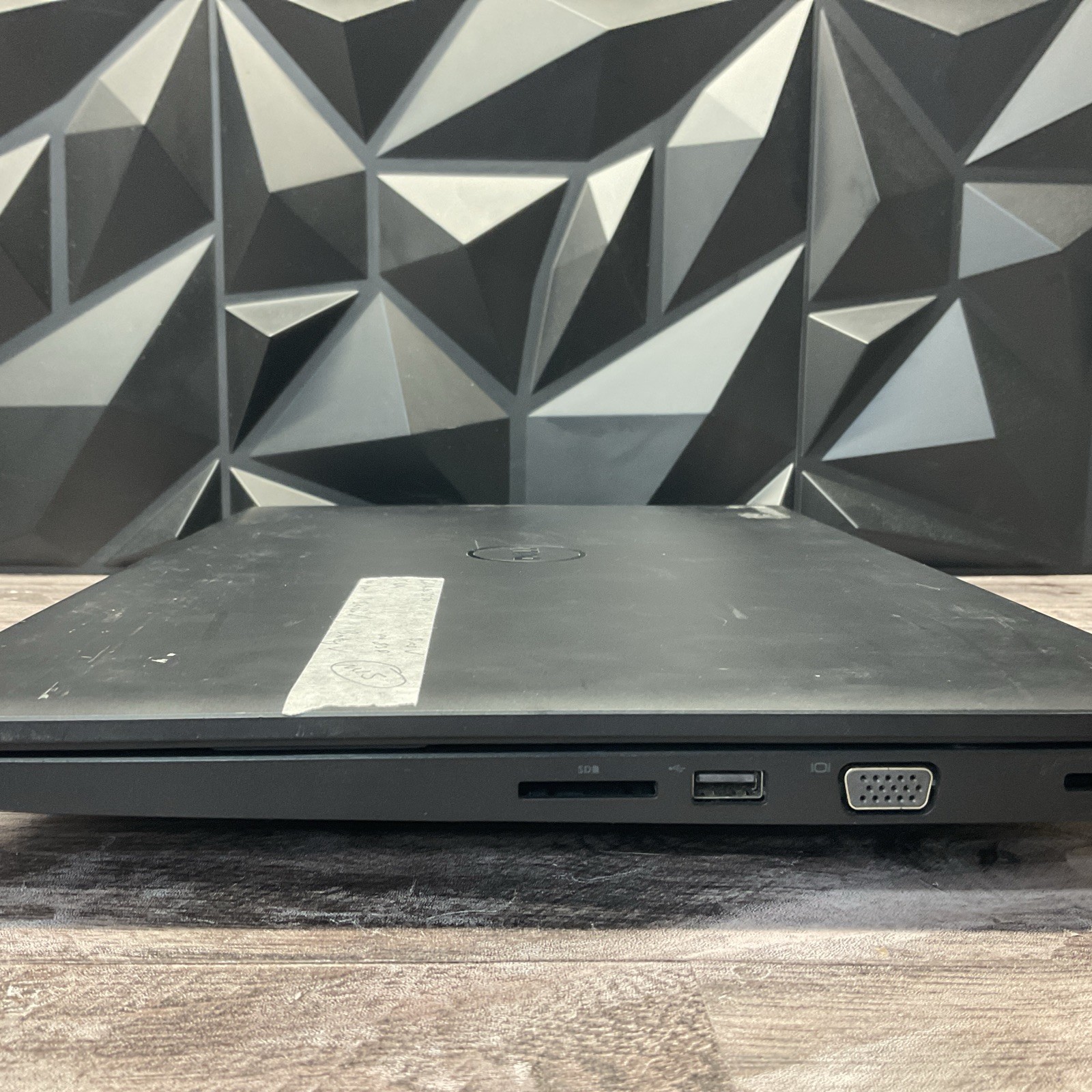 Dell Latitude 3570 / i5 6th Gen / BIOS Unlocked / No RAM / No SSD / M15
