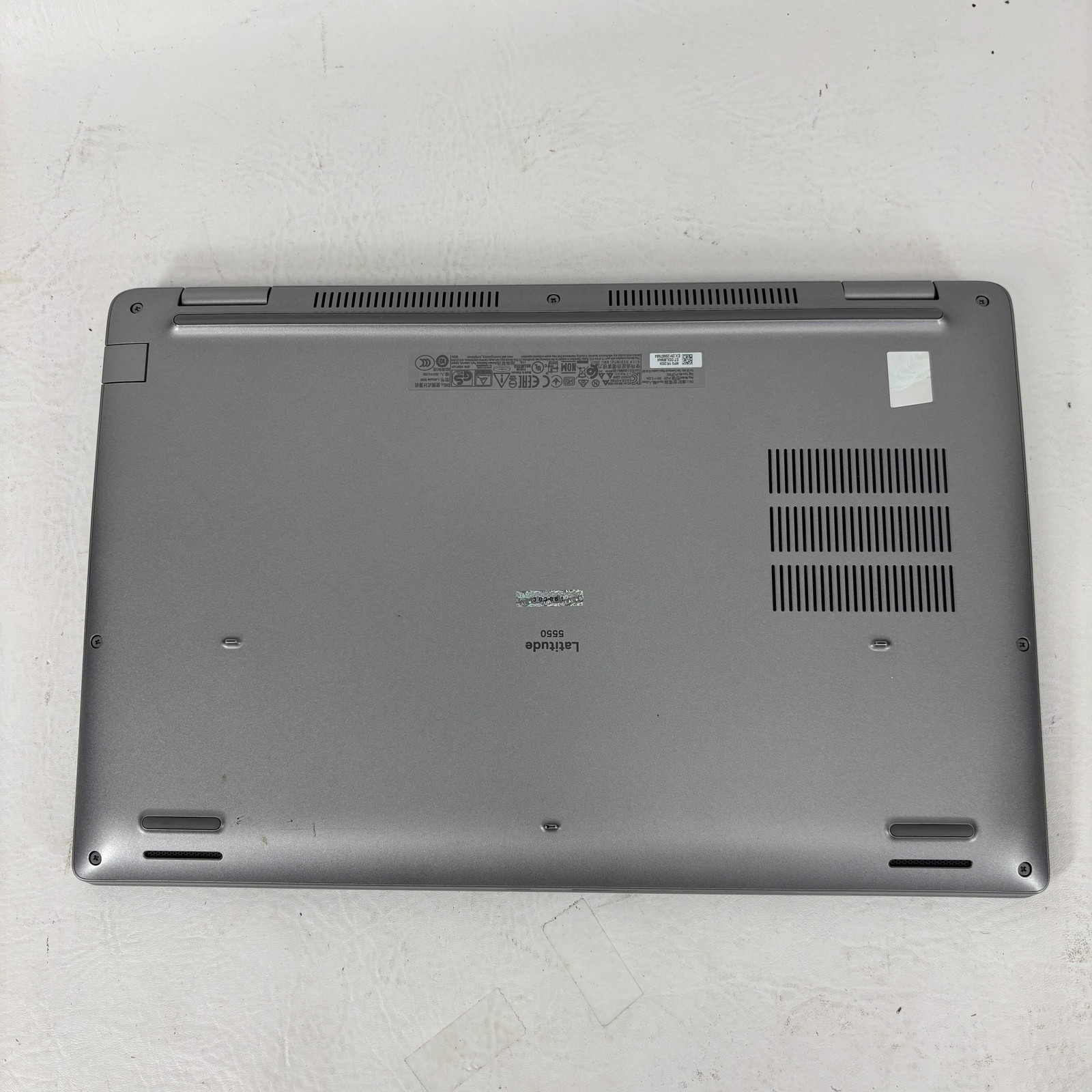Dell Latitude 5550 15.6″ Core Ultra 5 135U 1.6GHz 32GB RAM 256GB SSD