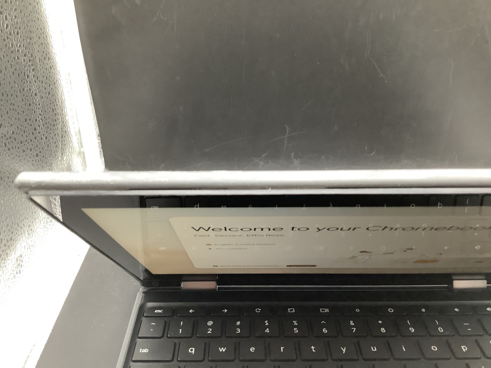 Lenovo 300e Chromebook 11.6 HD 2-N-1 N4020@1.1GHz 4GB RAM 32GB eMMC Read Desc 2