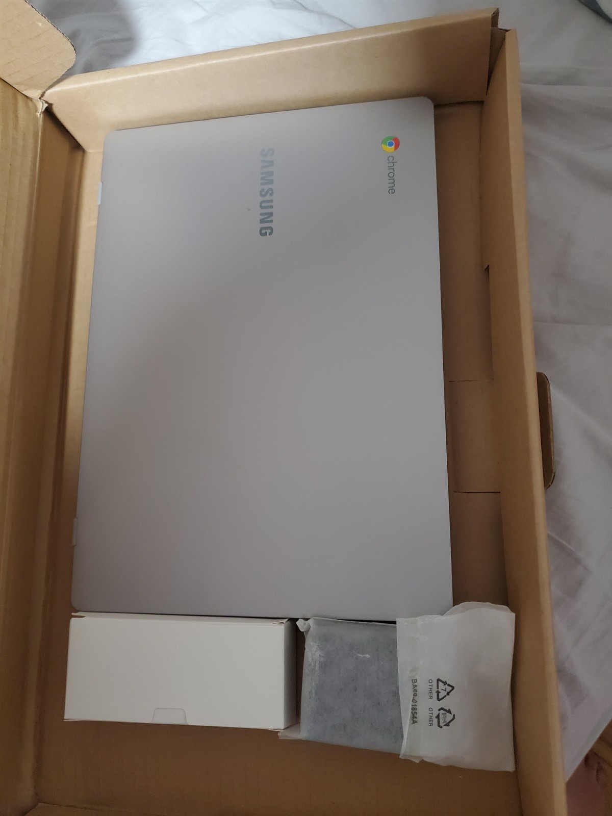 Brand New Samsung Chromebook XE310XBA-KC1US 11.6″