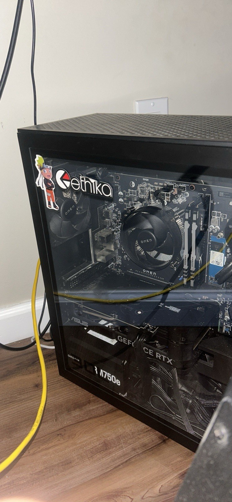 4060 Pc Great Condition 32gb Of Ram Intel Core I5 2 monitors 240 hz and 144 hz