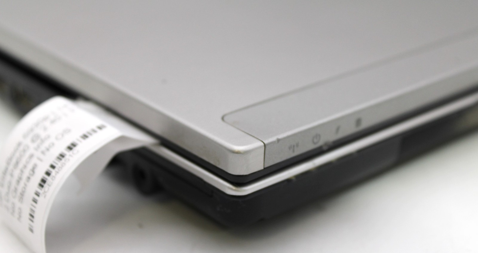 HP EliteBook 6930p 2Duo-P8600@2.4GHz 3GB DDR2 NO STORAGE OR OS *PARTS/REPAIR*