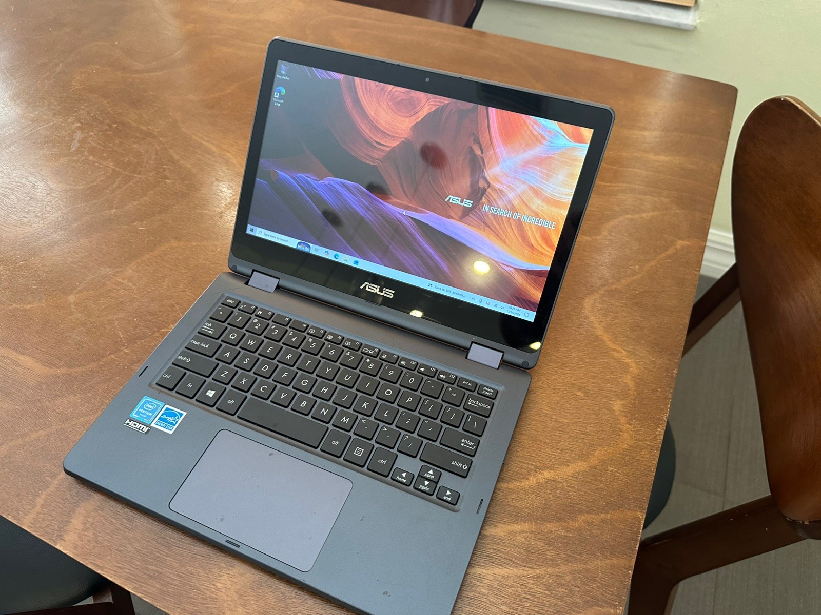Asus TP202N 11.6″ Touch Intel Pentium N4200 4GB 128GB eMMC W10H Laptop