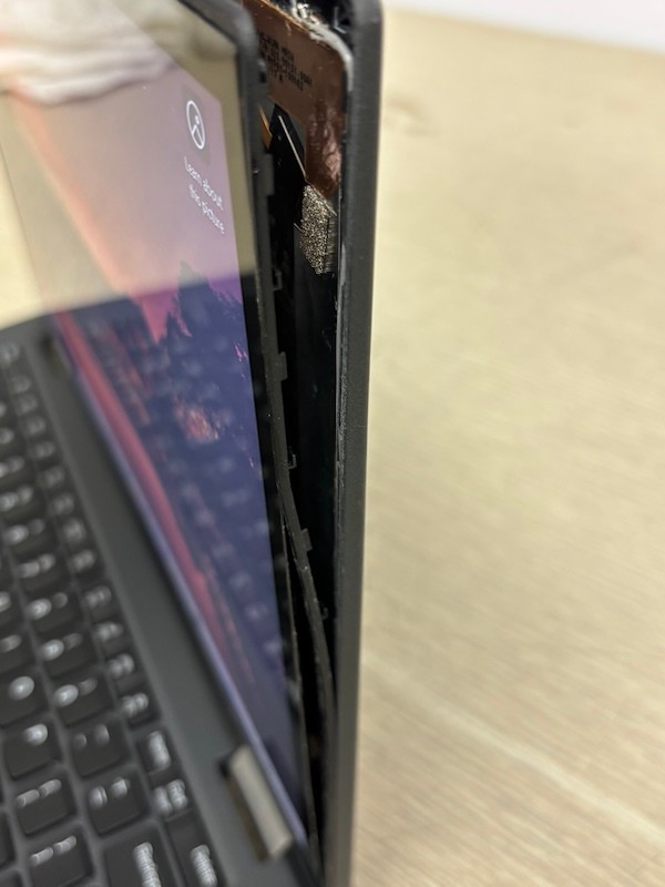 Lenovo ThinkPad X13 Yoga Gen 2 i5-1145G7 16GB 256GB SSD W11P Touch(screen issue)