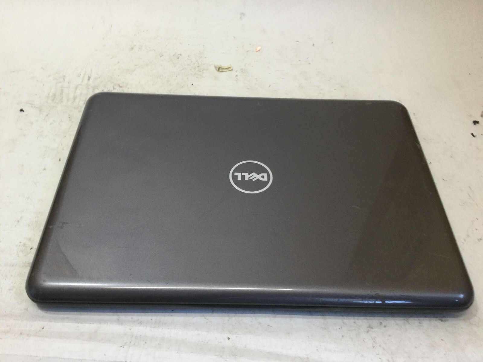 DELL LATITUDE 3380 – FOR PARTS – INTEL I5 7TH GEN – 8GB RAM -READ DESCRIP – BB