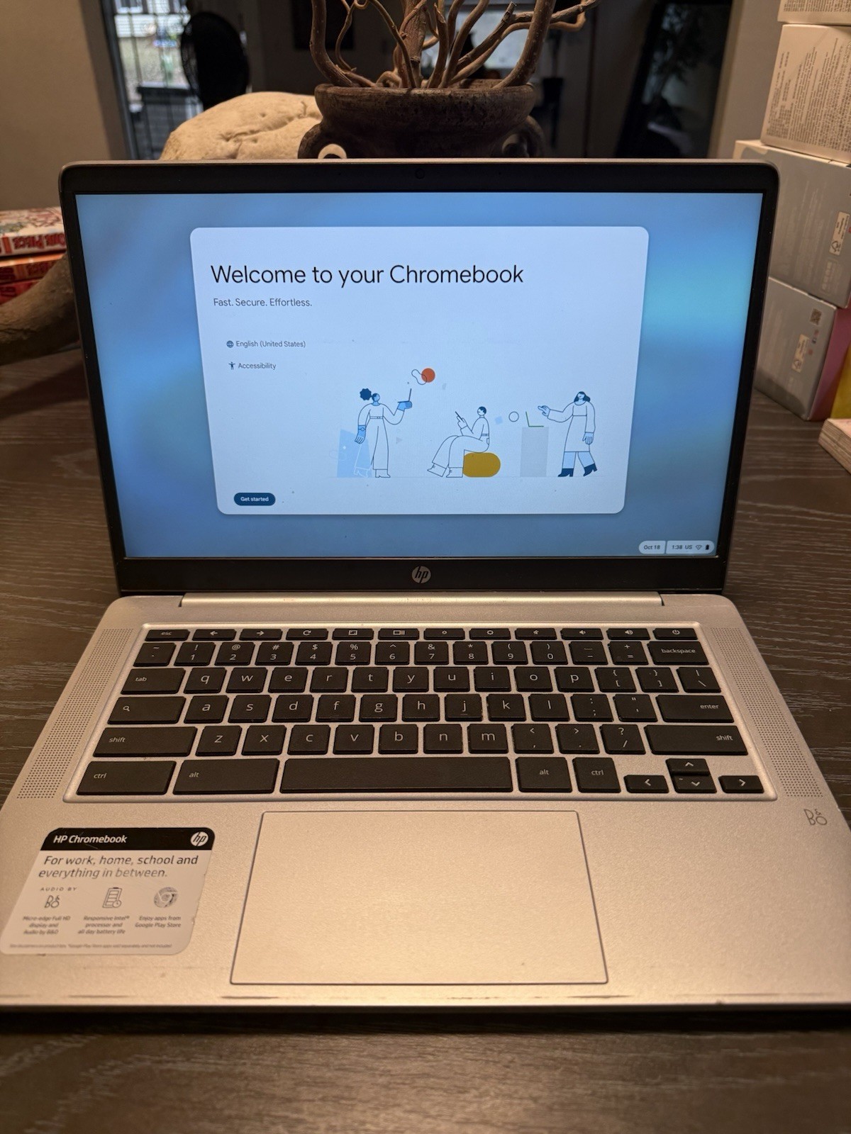 HP 14a-na0023cl 14 inch (64GB, Intel, 2.60GHz, 4GB) Laptop – Silver – 1G128UA