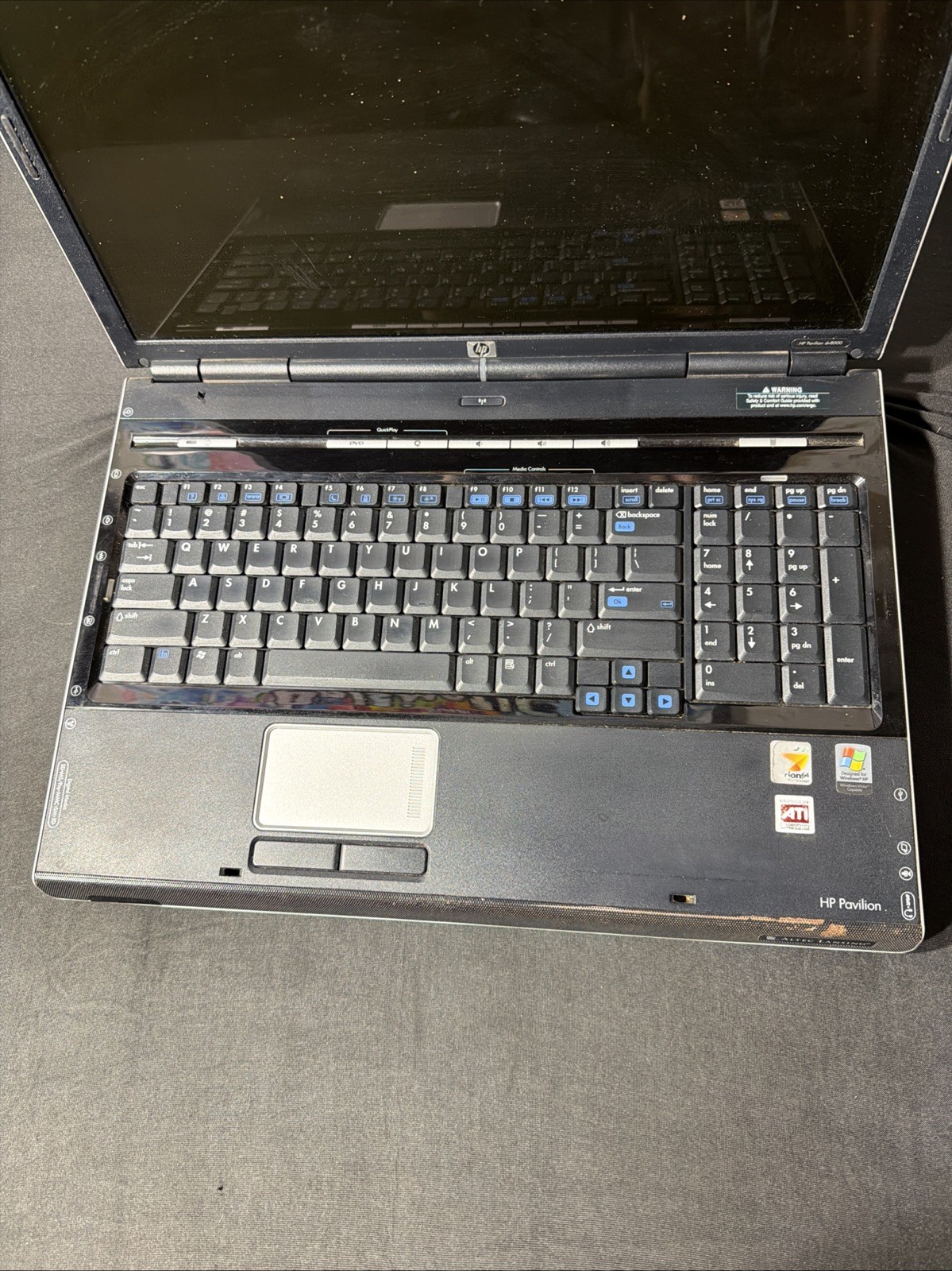 HP Pavilion DV8000 17″ Laptop AMD Turion 64 1.8Ghz 1.25GB Ram Win XP – Radeon